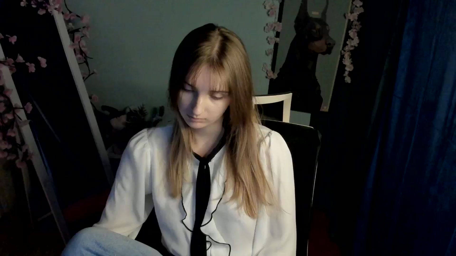 Gallery image thumbnail from Lisa_Star_'s myfreecams stream on, 12/29/2025, 13:37 image 10 of 20