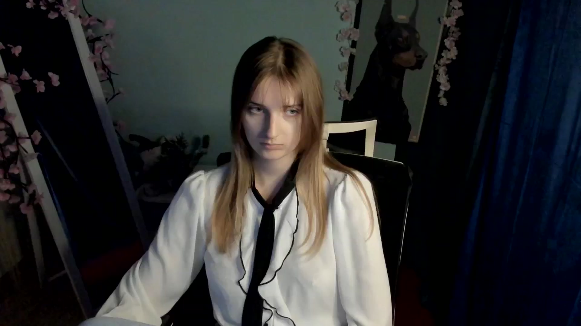 Gallery image thumbnail from Lisa_Star_'s myfreecams stream on, 12/29/2025, 13:37 image 16 of 20
