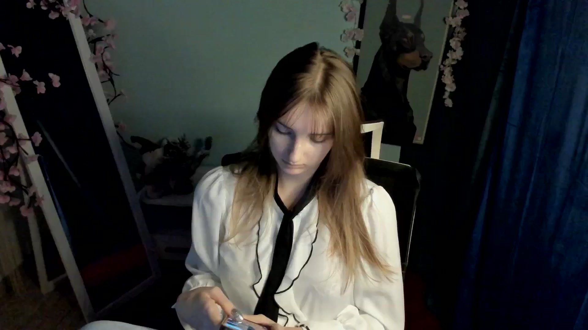 Gallery image thumbnail from Lisa_Star_'s myfreecams stream on, 12/29/2025, 13:37 image 17 of 20