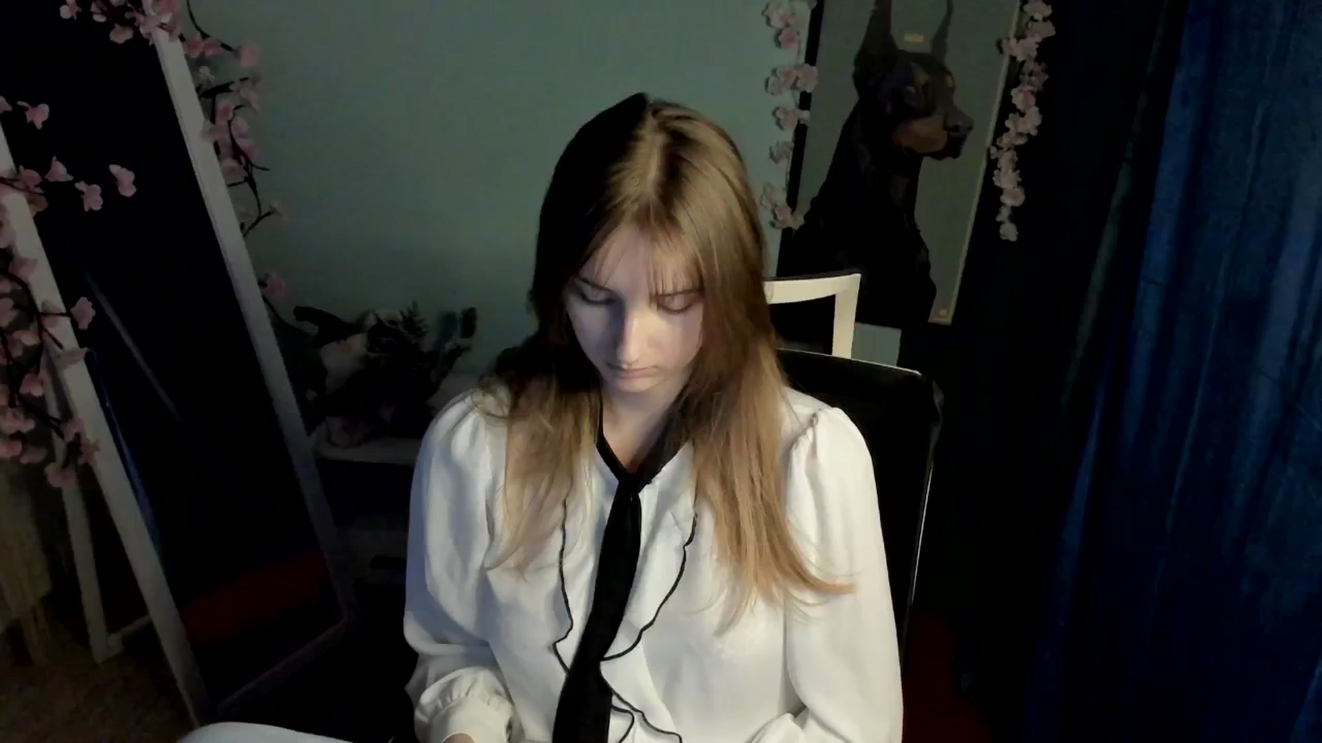 Gallery image thumbnail from Lisa_Star_'s myfreecams stream on, 12/29/2025, 13:37 image 18 of 20