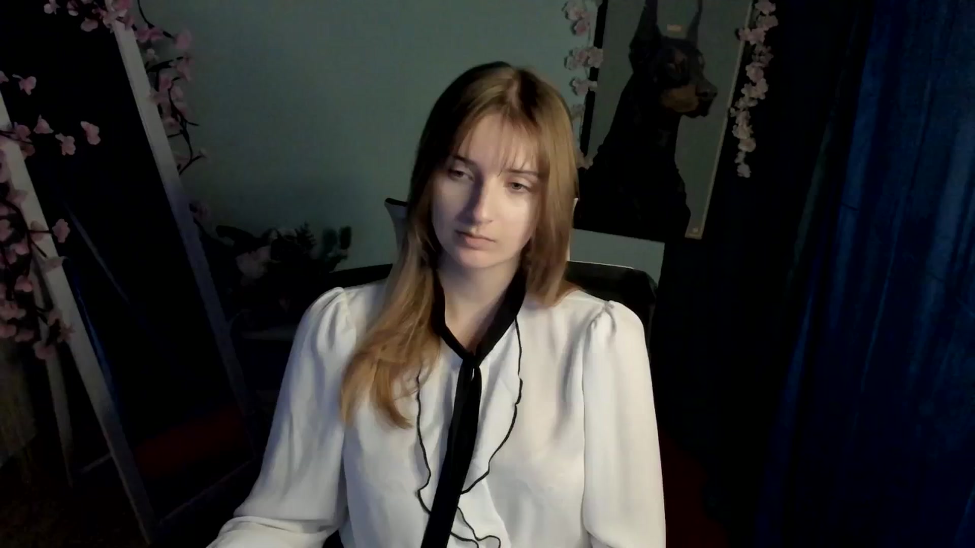 Gallery image thumbnail from Lisa_Star_'s myfreecams stream on, 12/29/2025, 13:37 image 5 of 20