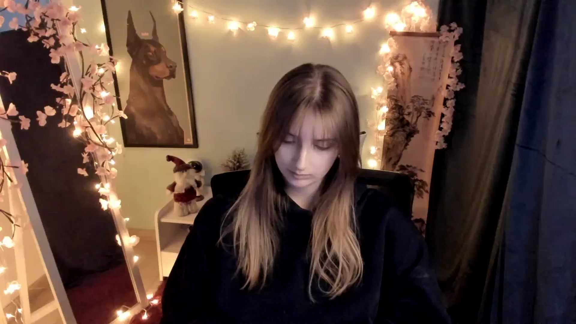Gallery image thumbnail from Lisa_Star_'s myfreecams stream on, 02/02/2026, 14:11 image 18 of 20
