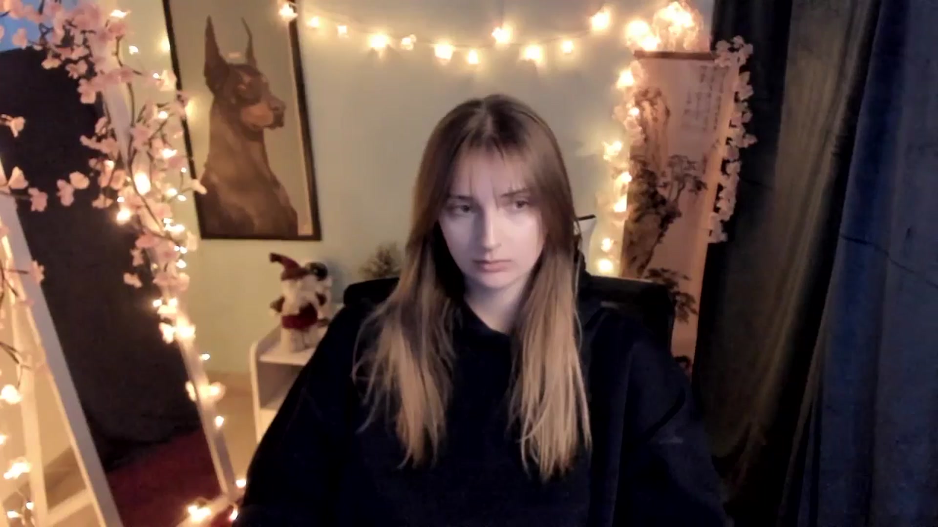 Gallery image thumbnail from Lisa_Star_'s myfreecams stream on, 02/02/2026, 14:11 image 17 of 20