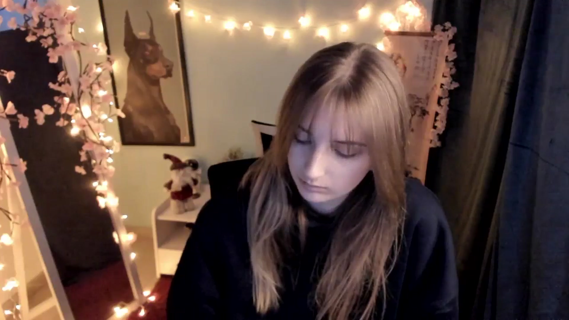 Gallery image thumbnail from Lisa_Star_'s myfreecams stream on, 02/02/2026, 14:11 image 16 of 20