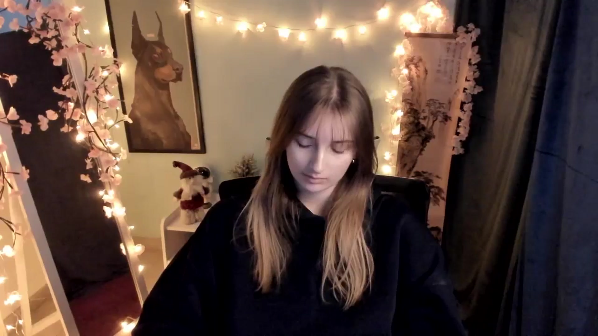 Gallery image thumbnail from Lisa_Star_'s myfreecams stream on, 02/02/2026, 14:11 image 19 of 20