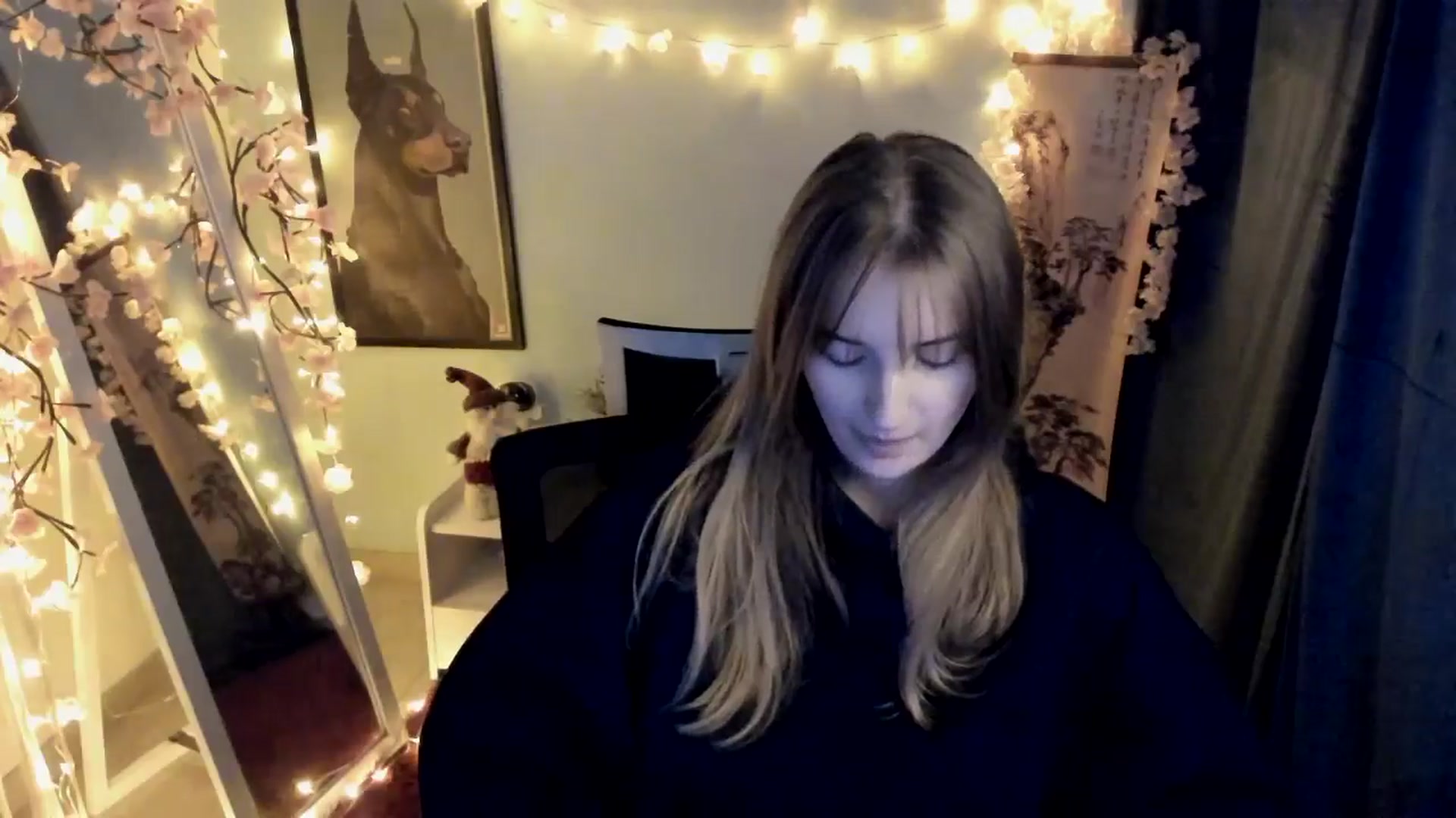 Gallery image thumbnail from Lisa_Star_'s myfreecams stream on, 02/03/2026, 14:17 image 6 of 20