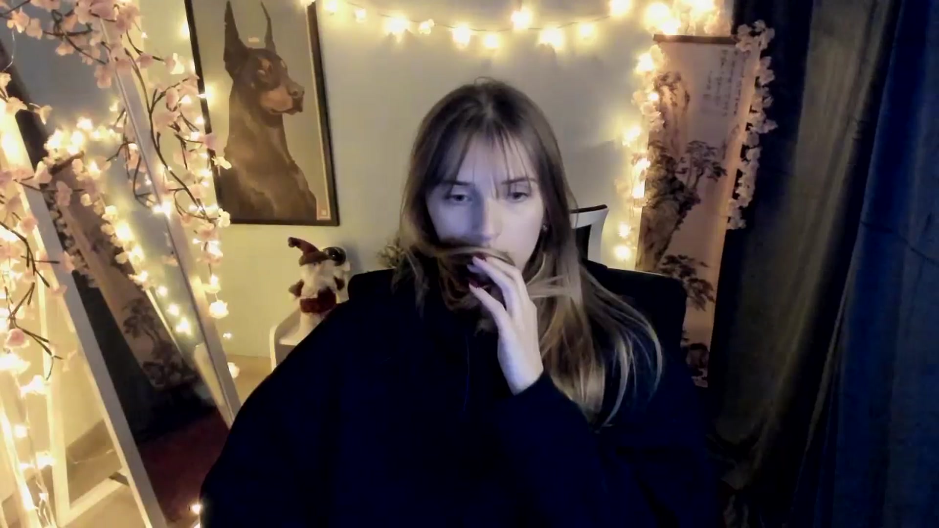 Gallery image thumbnail from Lisa_Star_'s myfreecams stream on, 02/03/2026, 14:17 image 13 of 20