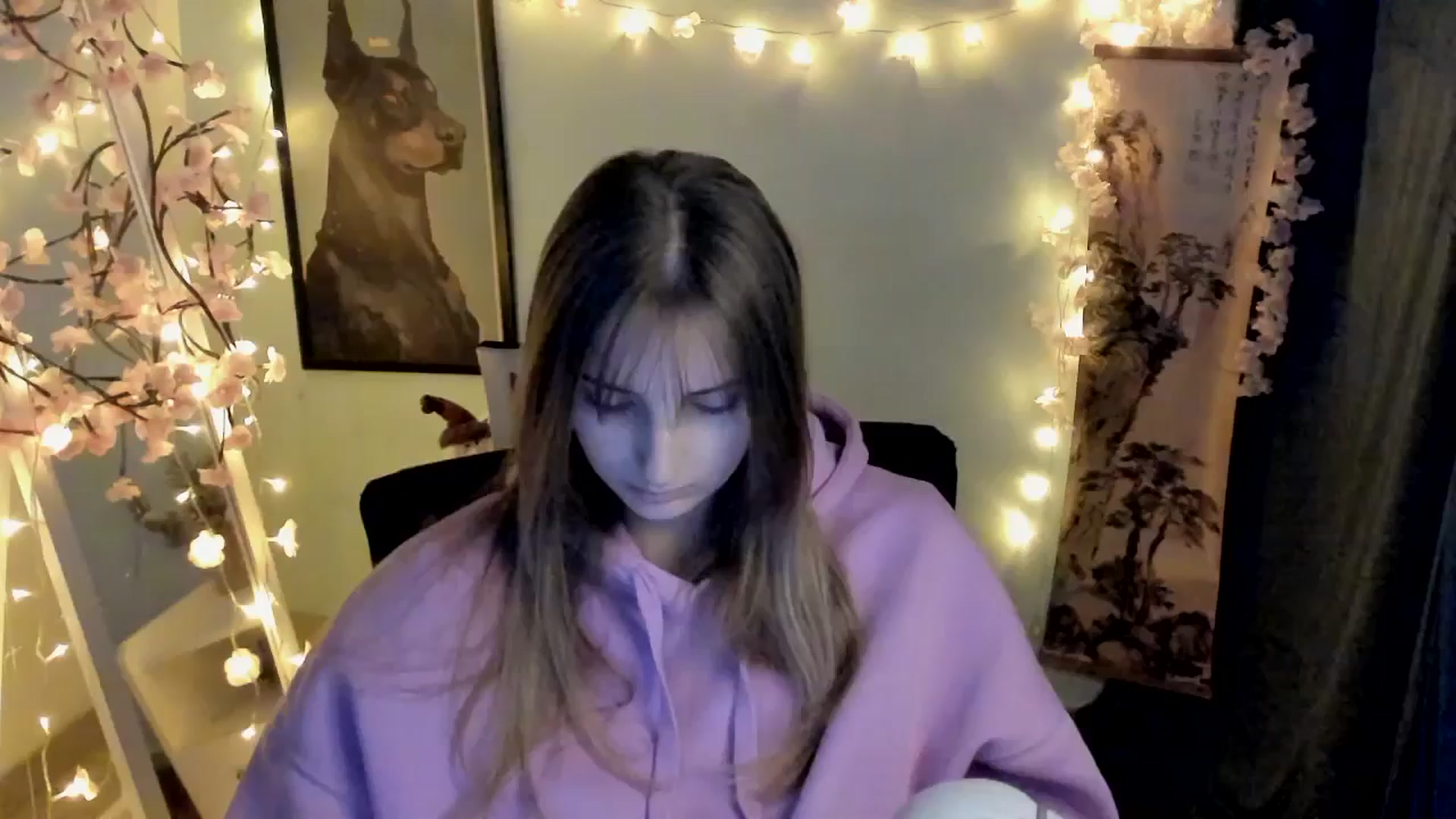 Gallery image thumbnail from Lisa_Star_'s myfreecams stream on, 02/04/2026, 14:00 image 4 of 20