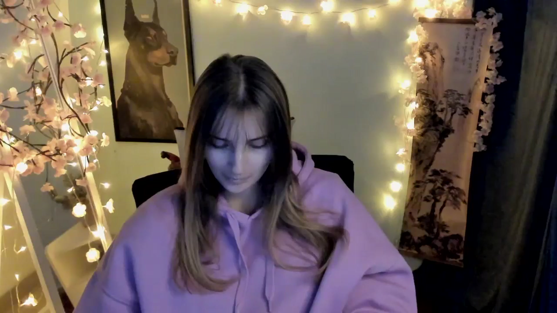 Gallery image thumbnail from Lisa_Star_'s myfreecams stream on, 02/04/2026, 14:00 image 9 of 20