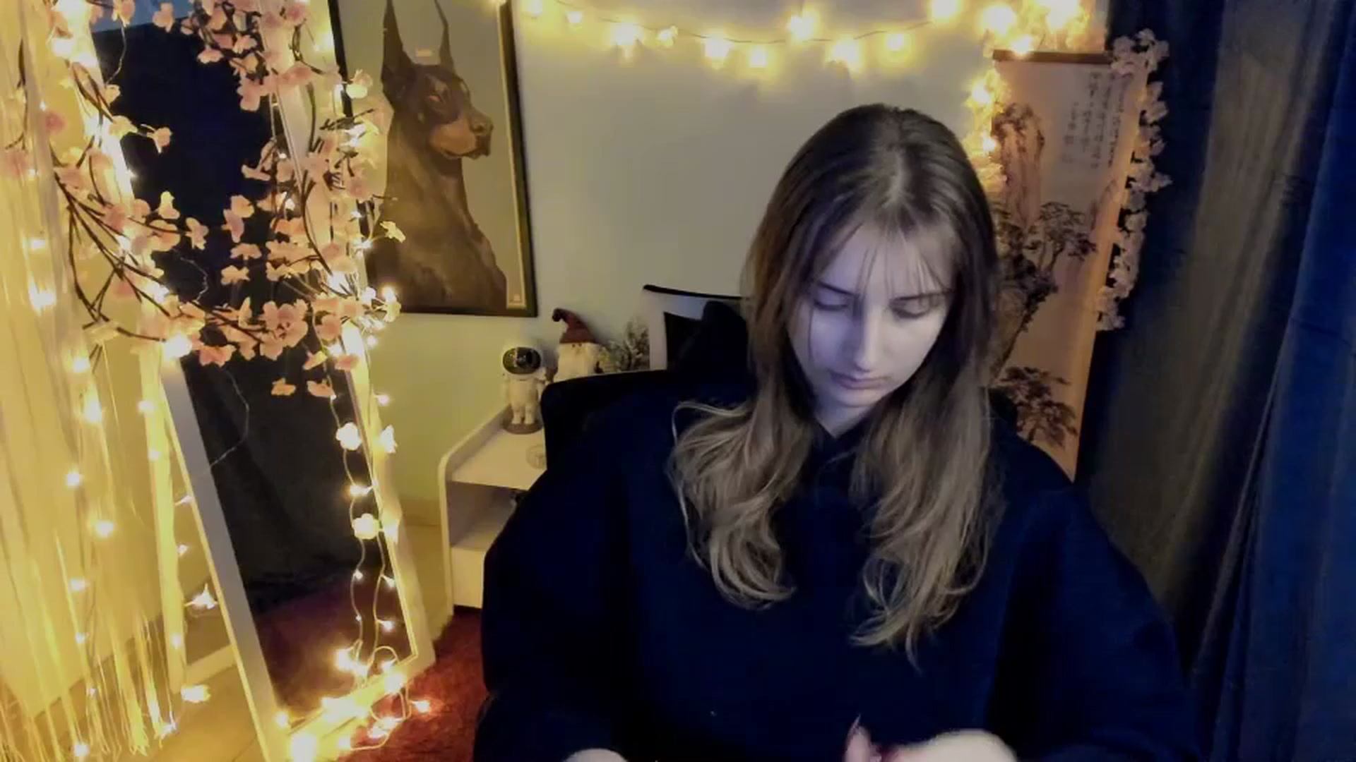 Gallery image thumbnail from Lisa_Star_'s myfreecams stream on, 02/05/2026, 15:03 image 16 of 20
