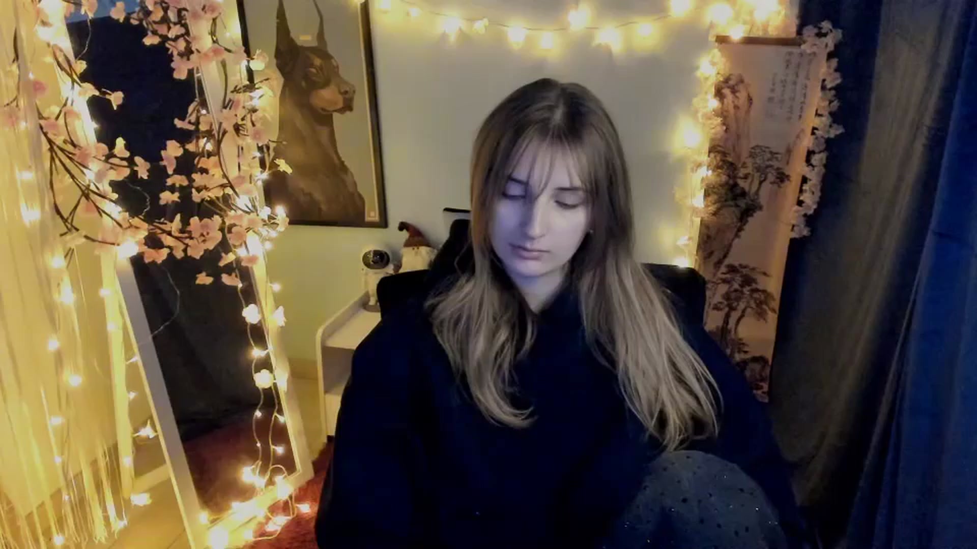 Gallery image thumbnail from Lisa_Star_'s myfreecams stream on, 02/05/2026, 15:03 image 1 of 20