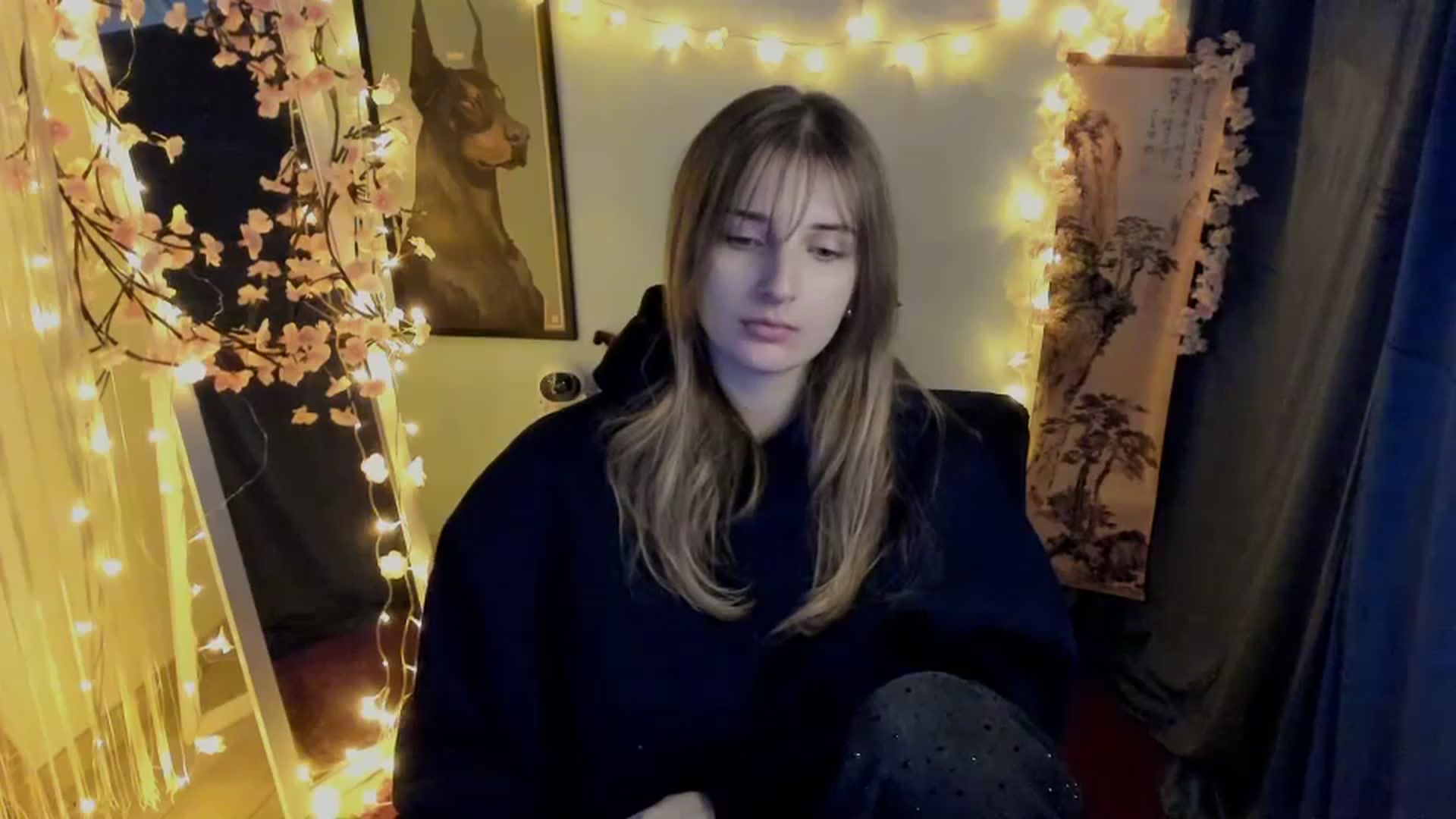 Gallery image thumbnail from Lisa_Star_'s myfreecams stream on, 02/05/2026, 15:03 image 3 of 20