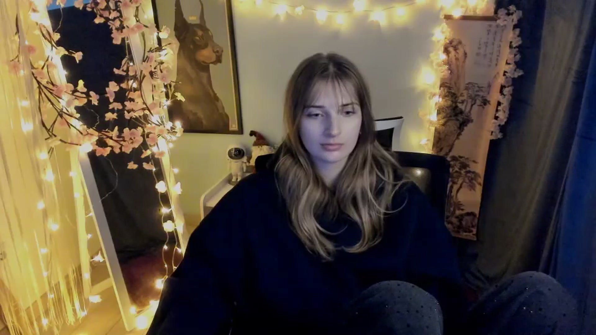Gallery image thumbnail from Lisa_Star_'s myfreecams stream on, 02/05/2026, 16:18 image 17 of 20