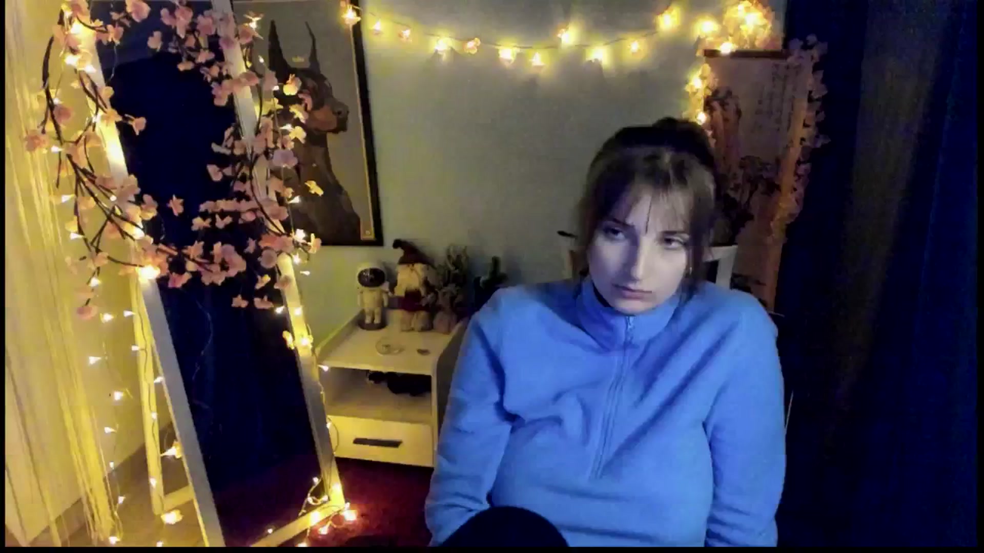 Gallery image thumbnail from Lisa_Star_'s myfreecams stream on, 02/09/2026, 16:15 image 8 of 20