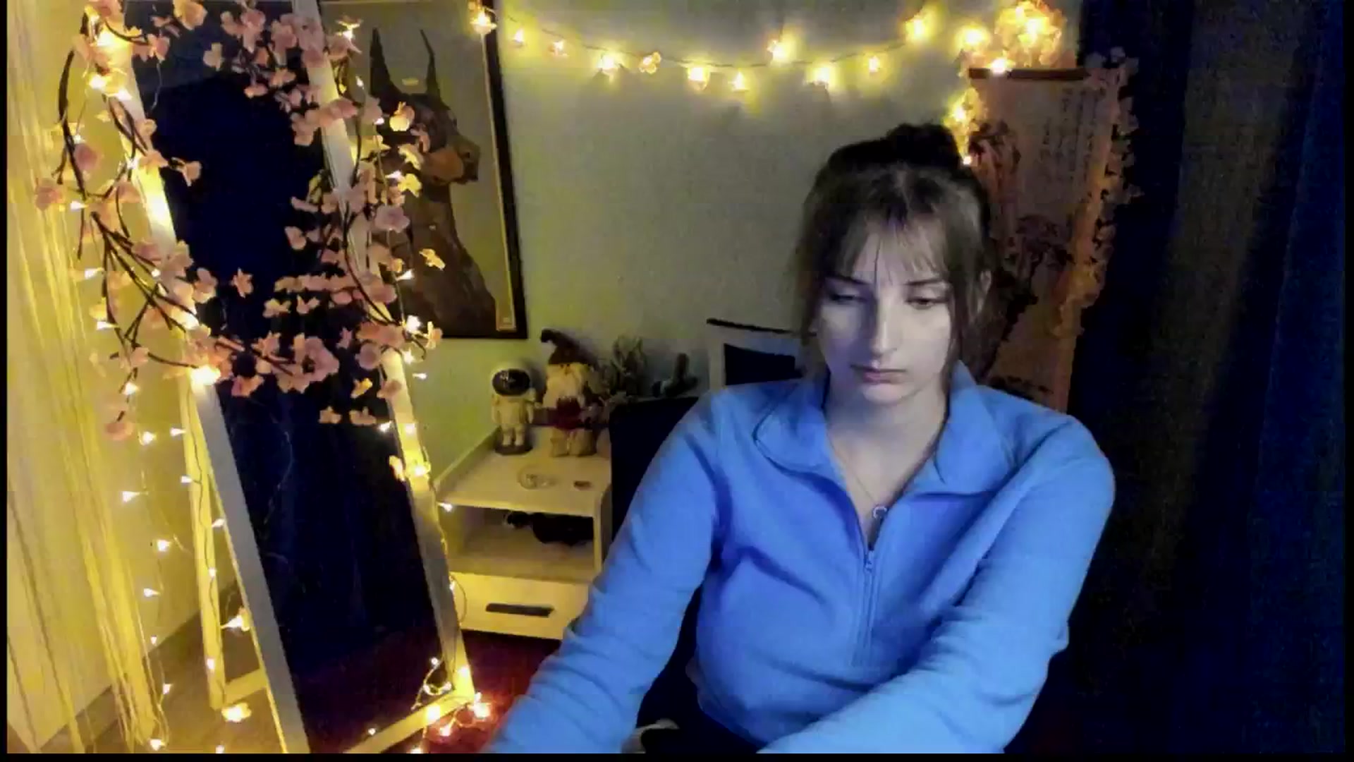 Gallery image thumbnail from Lisa_Star_'s myfreecams stream on, 02/09/2026, 16:15 image 11 of 20