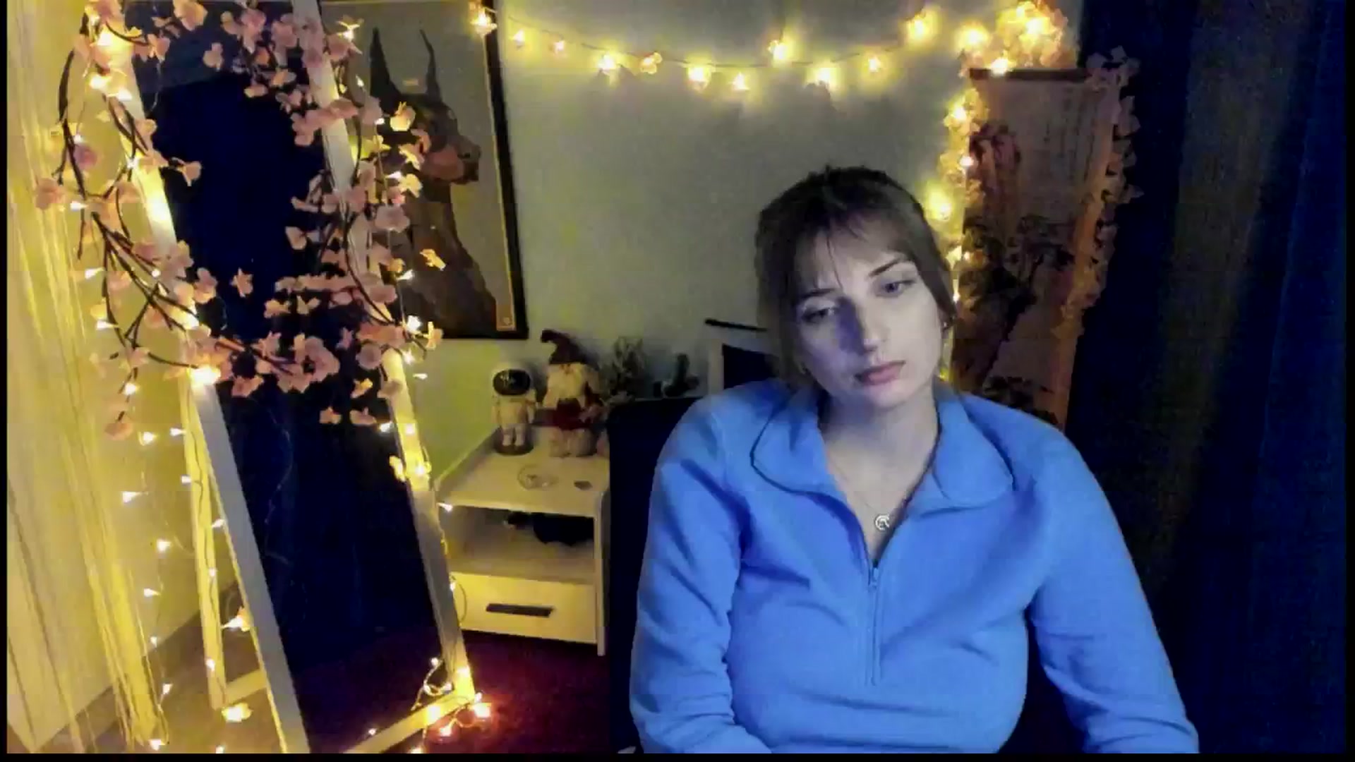 Gallery image thumbnail from Lisa_Star_'s myfreecams stream on, 02/09/2026, 16:15 image 17 of 20