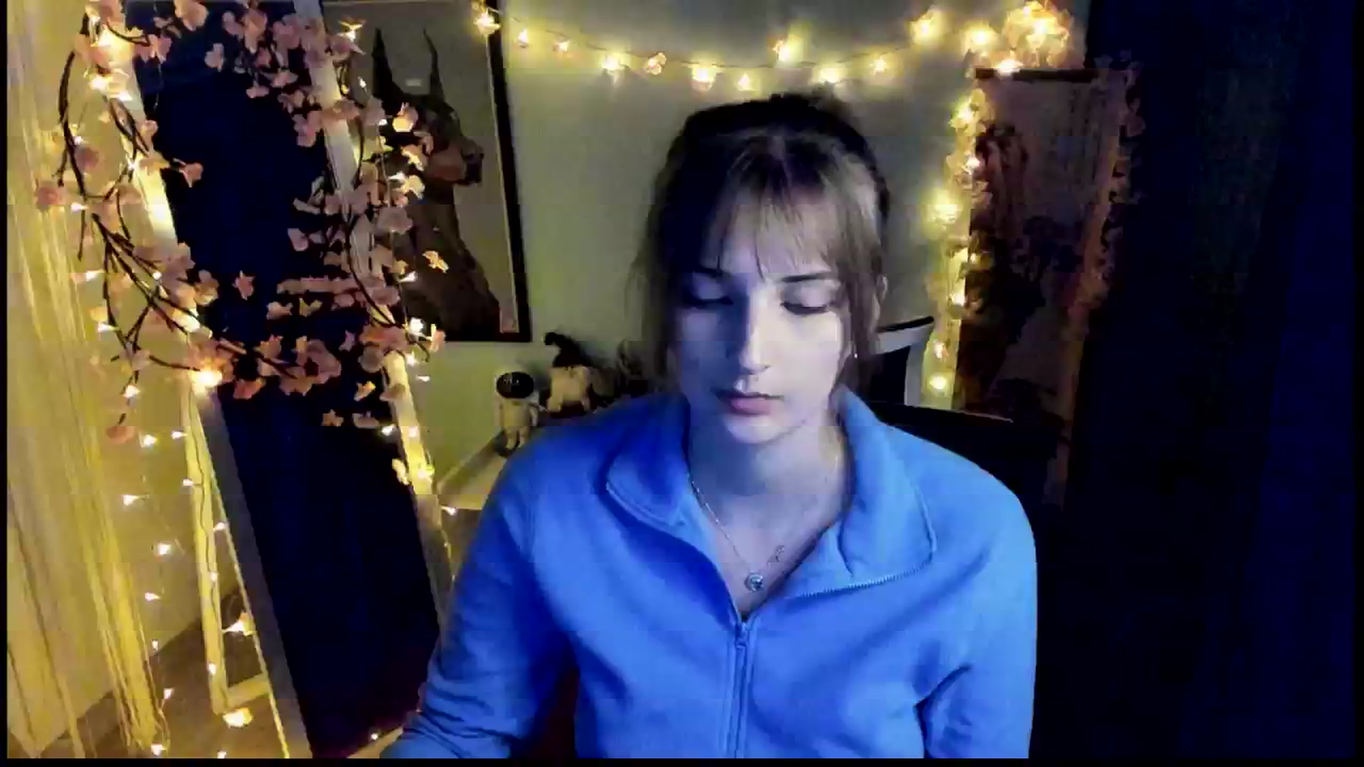Gallery image thumbnail from Lisa_Star_'s myfreecams stream on, 02/09/2026, 16:15 image 19 of 20