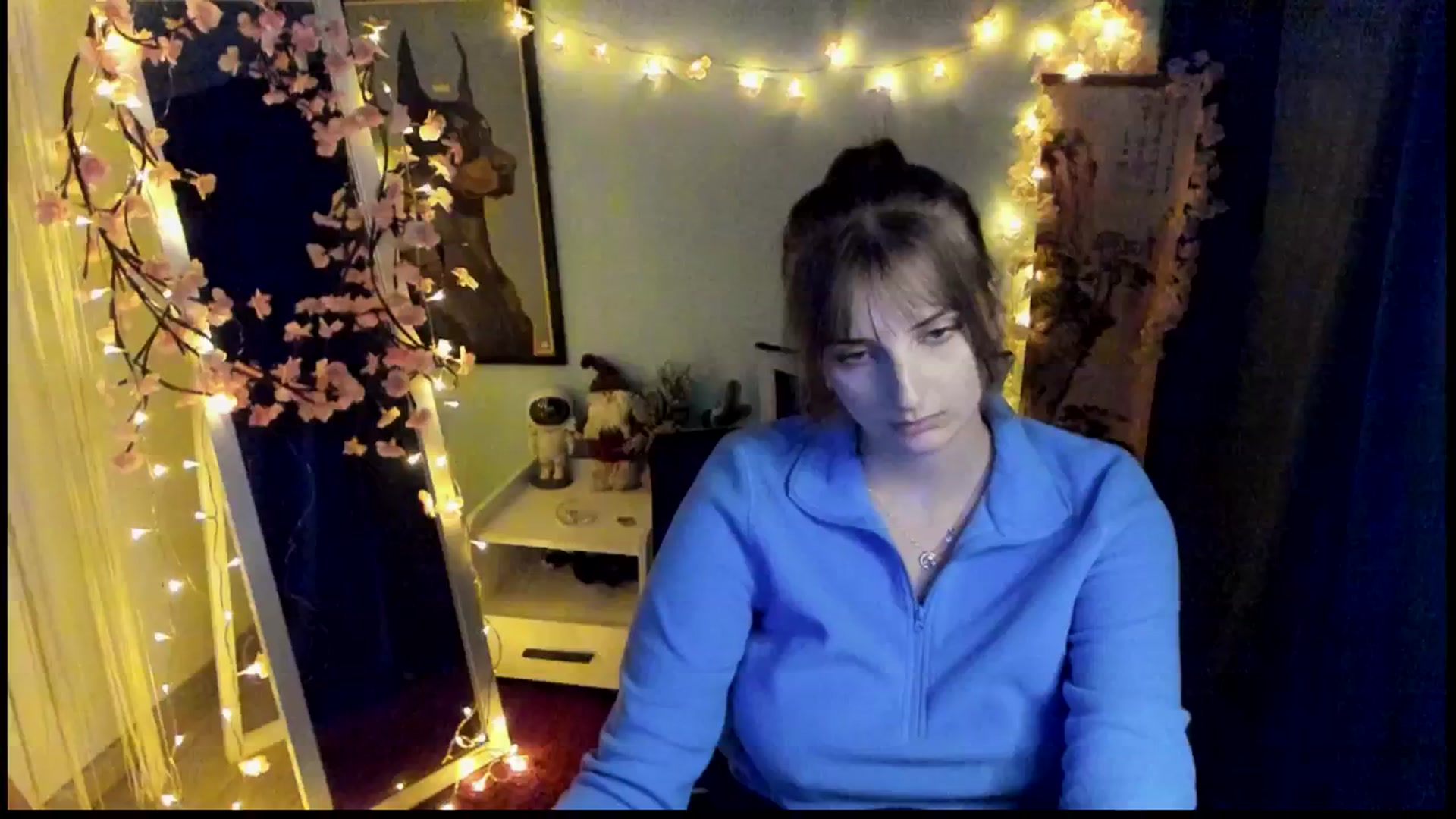 Gallery image thumbnail from Lisa_Star_'s myfreecams stream on, 02/09/2026, 16:15 image 13 of 20