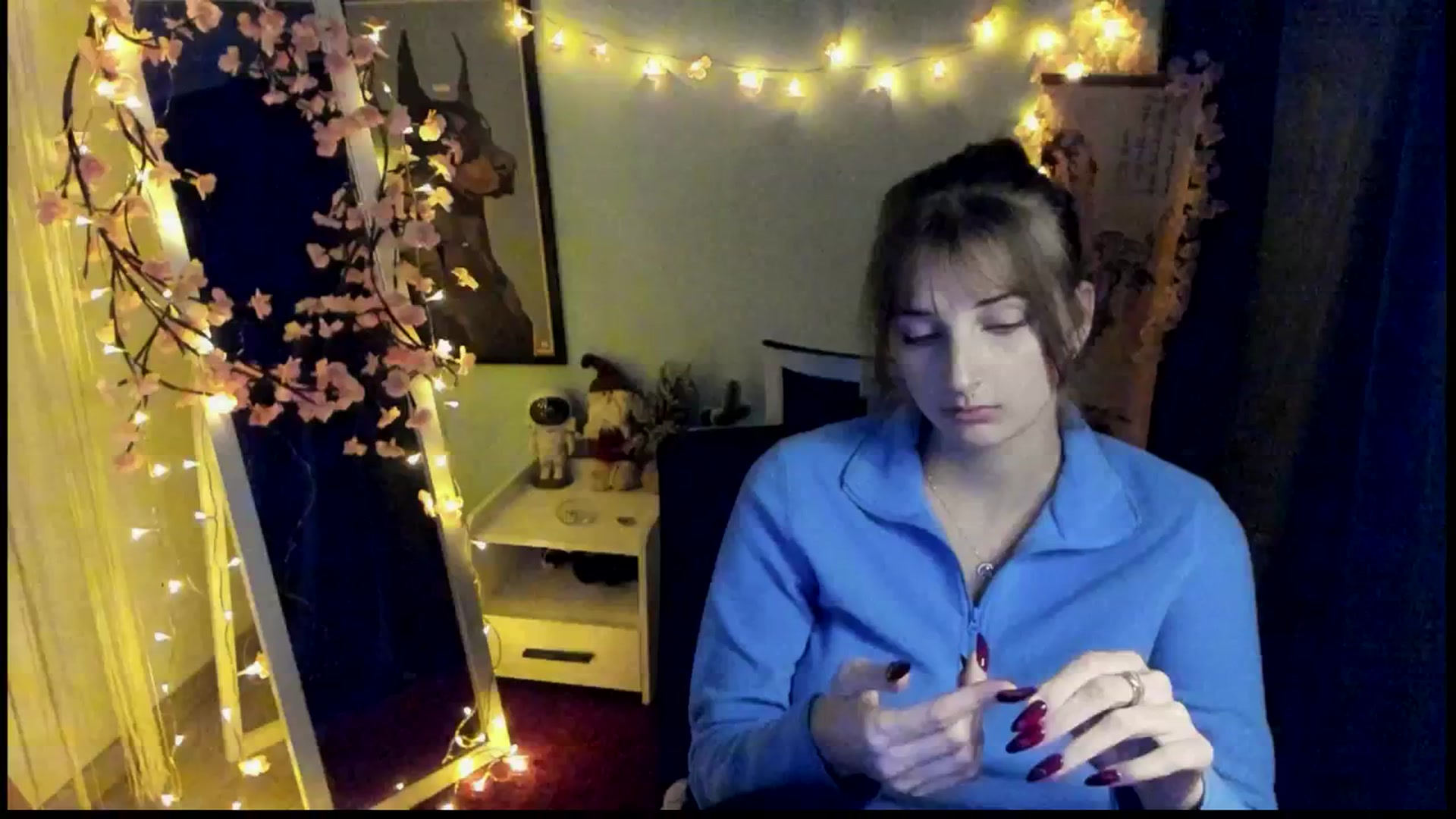 Gallery image thumbnail from Lisa_Star_'s myfreecams stream on, 02/09/2026, 16:15 image 10 of 20