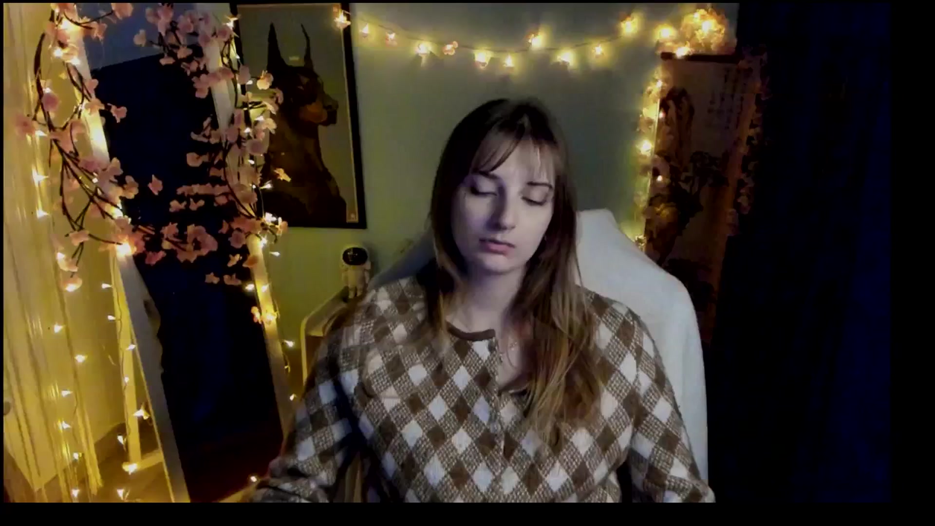 Gallery image thumbnail from Lisa_Star_'s myfreecams stream on, 02/19/2026, 13:31 image 16 of 20