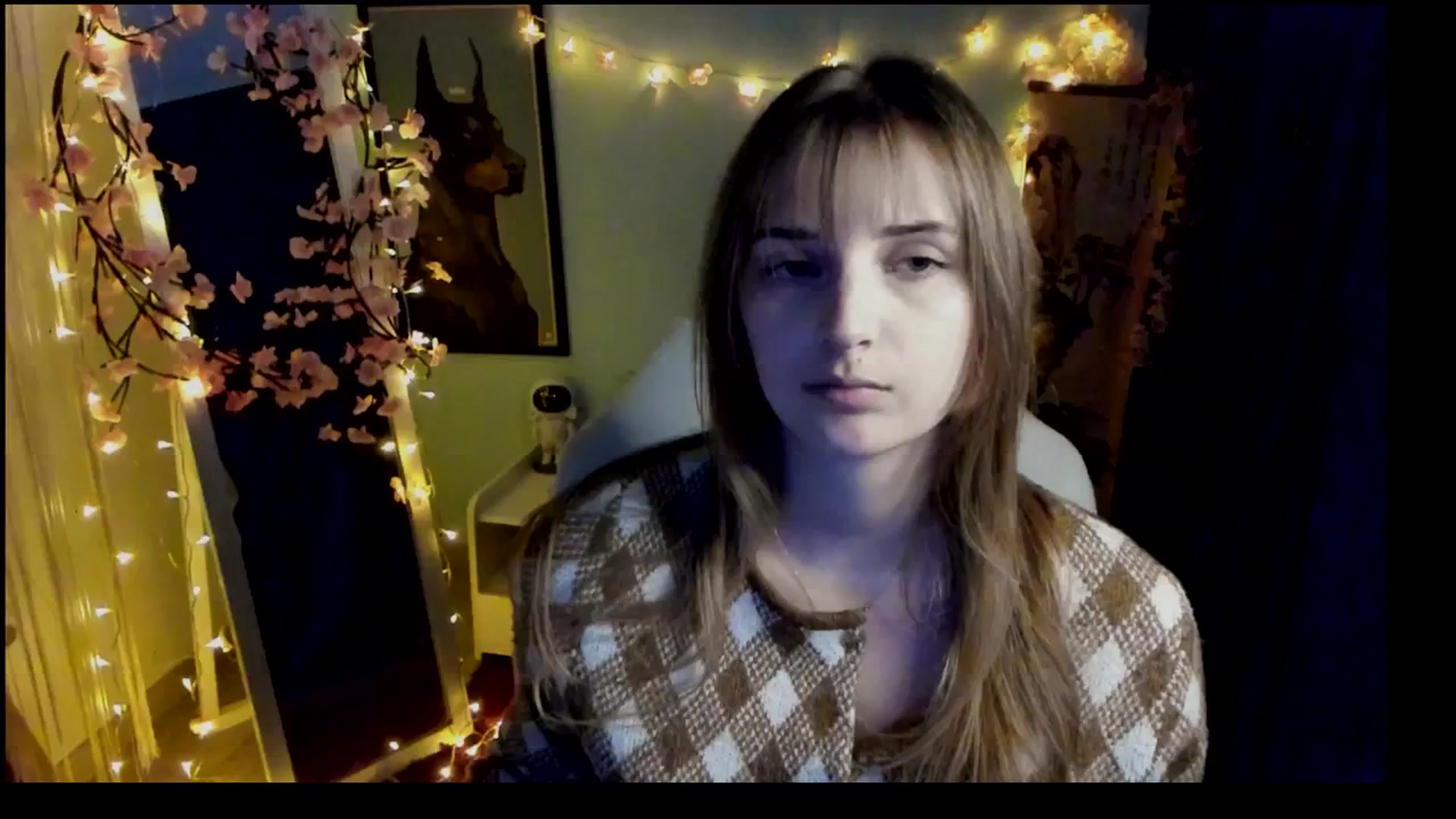 Gallery image thumbnail from Lisa_Star_'s myfreecams stream on, 02/19/2026, 13:31 image 14 of 20