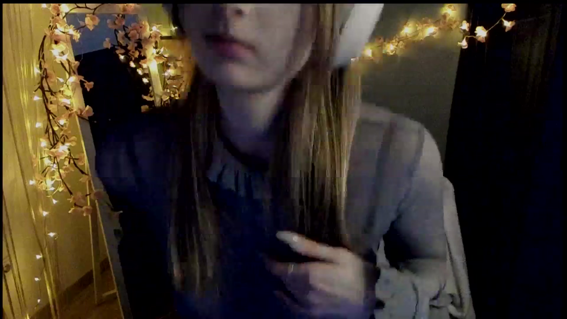 Gallery image thumbnail from Lisa_Star_'s myfreecams stream on, 03/06/2026, 17:05 image 10 of 20