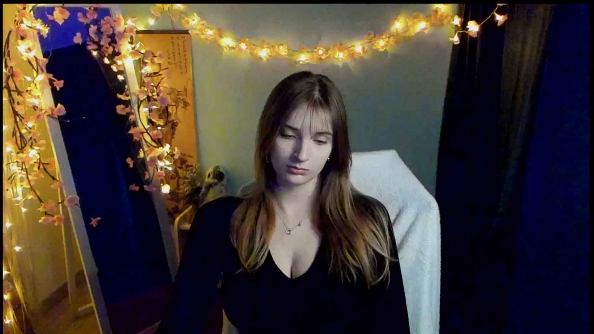 Gallery image thumbnail from Lisa_Star_'s myfreecams stream on, 03/07/2026, 13:57 image 9 of 20