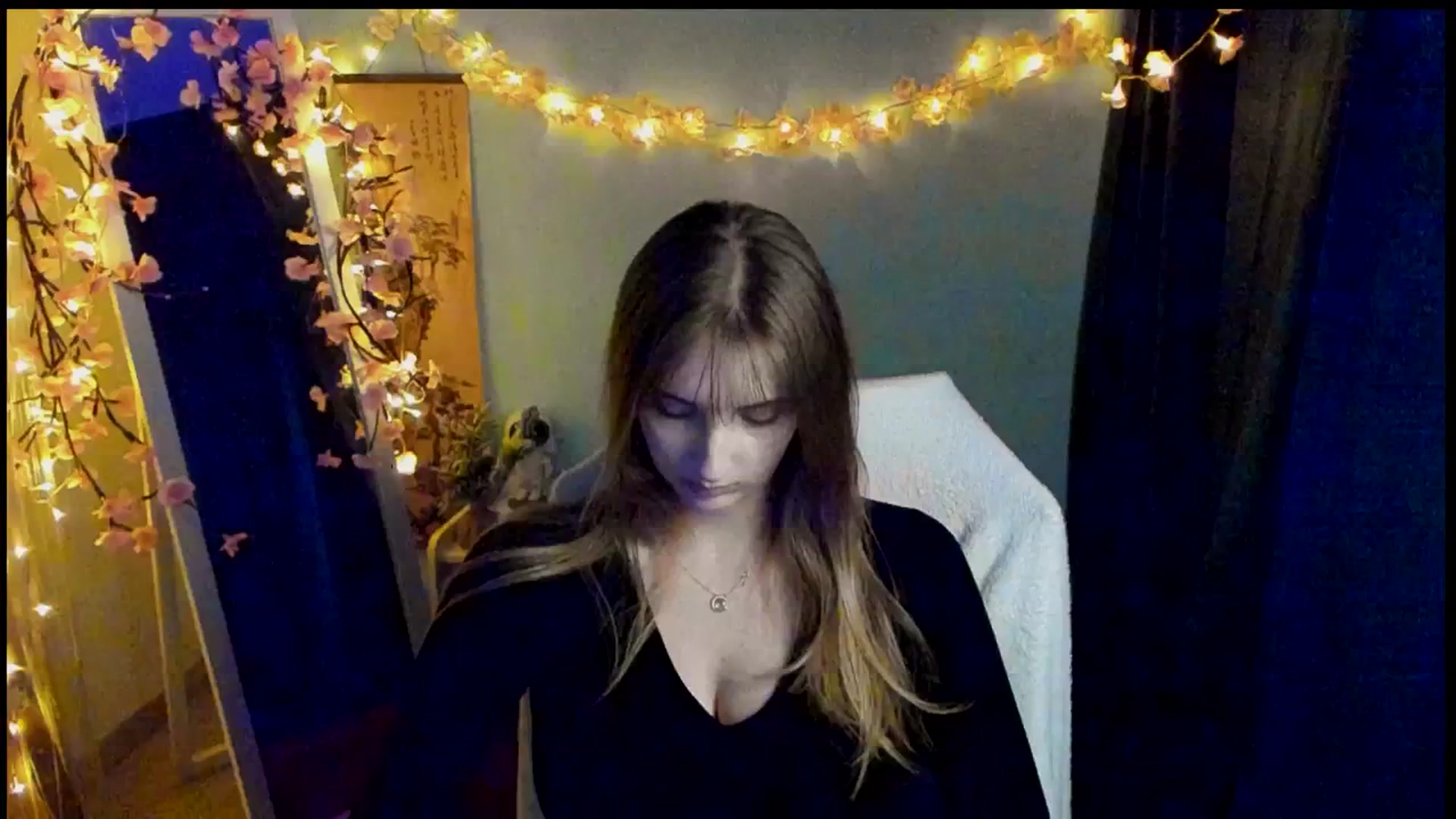 Gallery image thumbnail from Lisa_Star_'s myfreecams stream on, 03/07/2026, 13:57 image 15 of 20