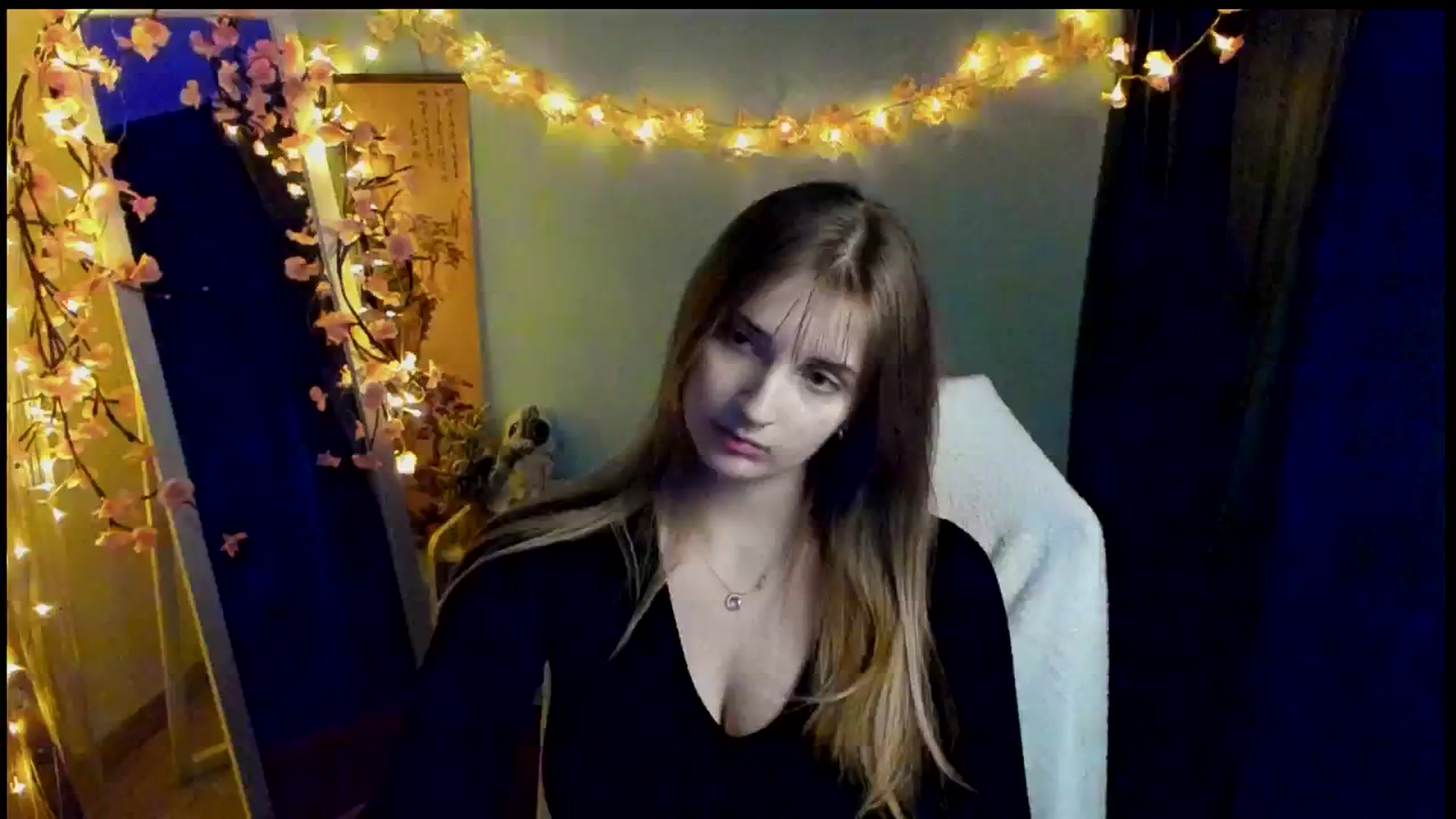 Gallery image thumbnail from Lisa_Star_'s myfreecams stream on, 03/07/2026, 13:57 image 14 of 20