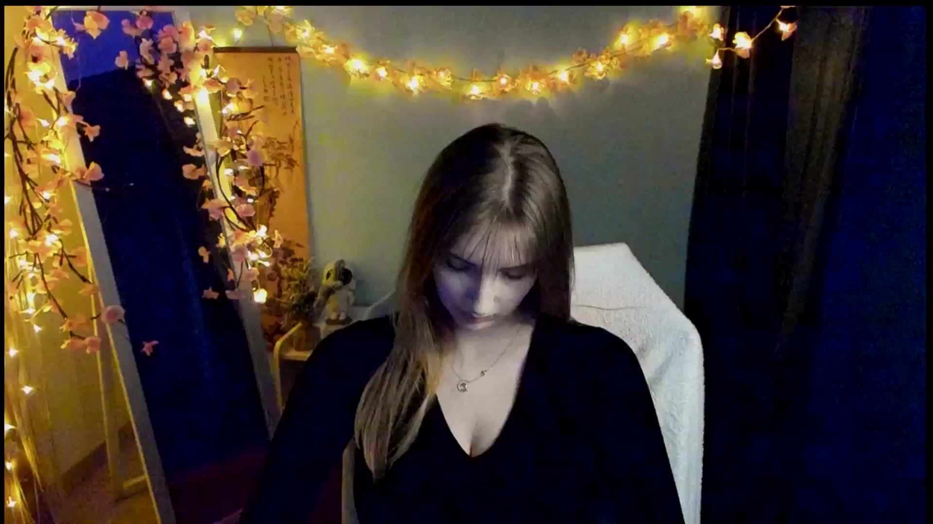 Gallery image thumbnail from Lisa_Star_'s myfreecams stream on, 03/07/2026, 13:57 image 2 of 20