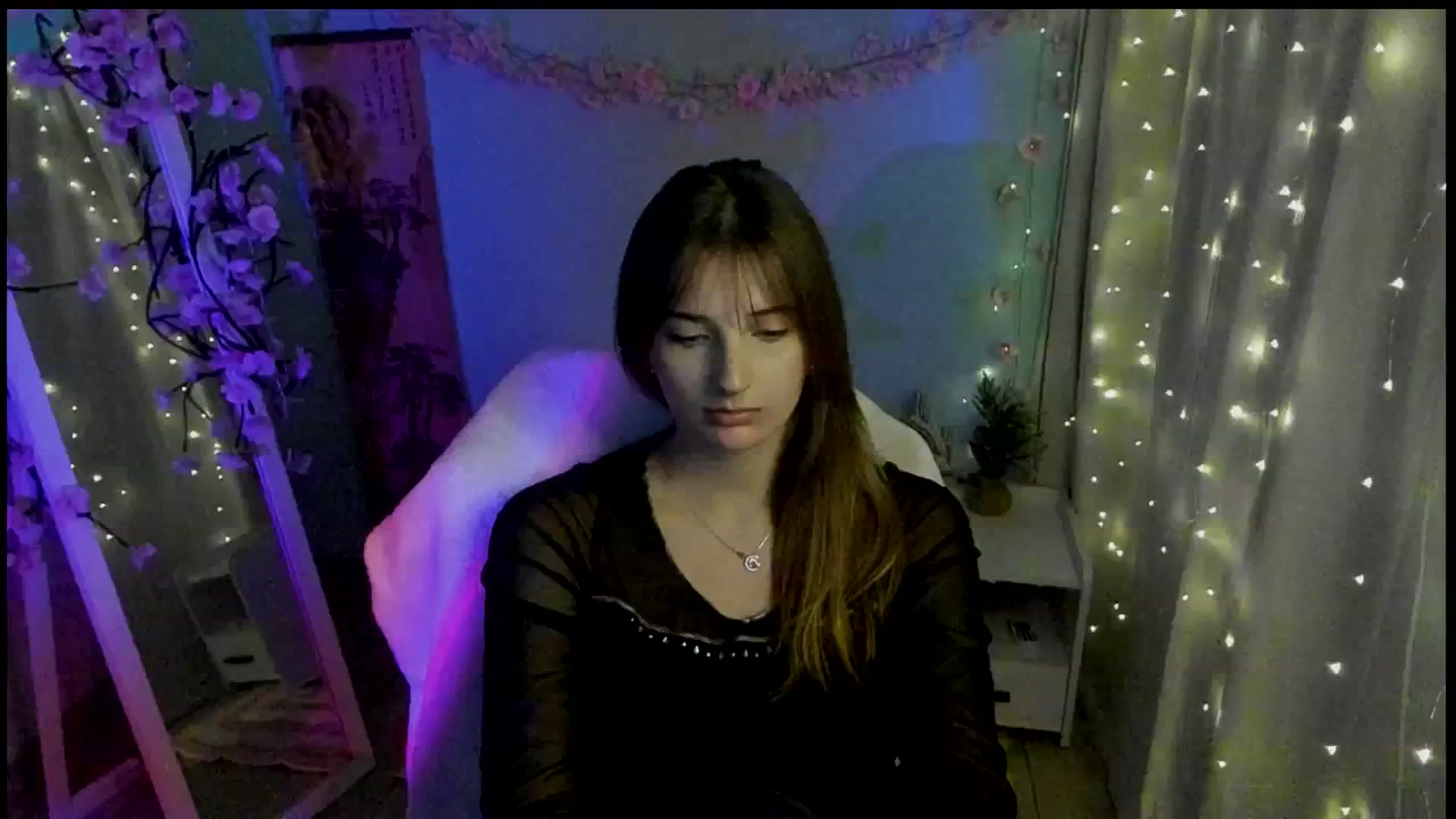 Gallery image thumbnail from Lisa_Star_'s myfreecams stream on, 03/09/2026, 17:10 image 13 of 20