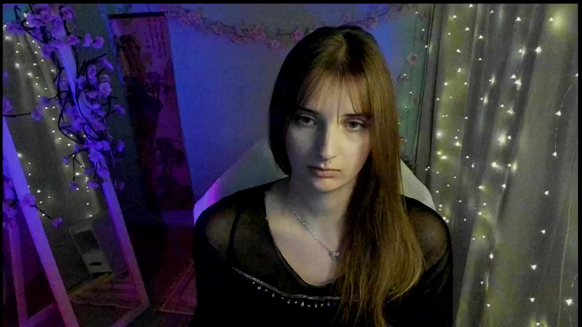 Gallery image thumbnail from Lisa_Star_'s myfreecams stream on, 03/09/2026, 17:10 image 16 of 20