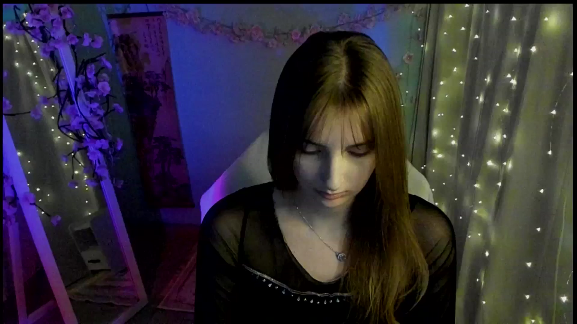 Gallery image thumbnail from Lisa_Star_'s myfreecams stream on, 03/09/2026, 17:10 image 17 of 20