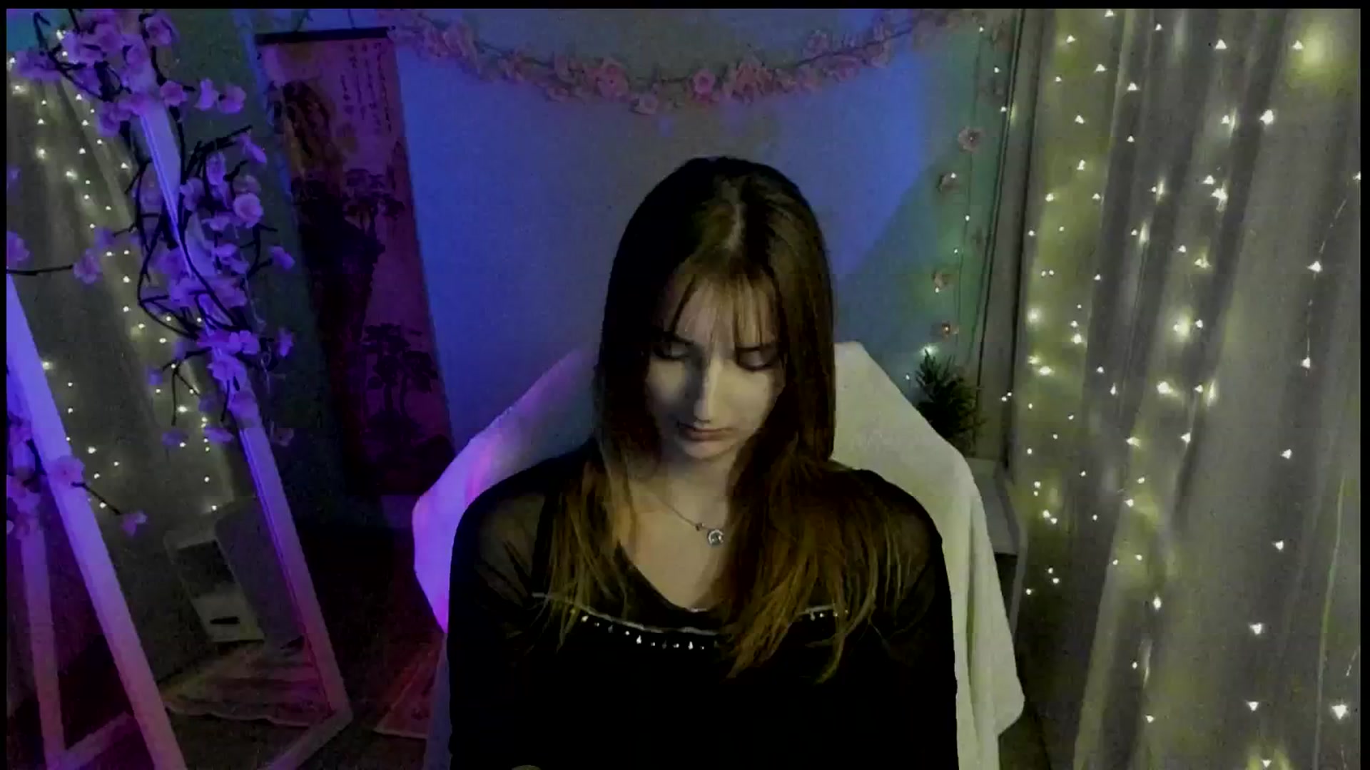 Gallery image thumbnail from Lisa_Star_'s myfreecams stream on, 03/09/2026, 17:10 image 1 of 20