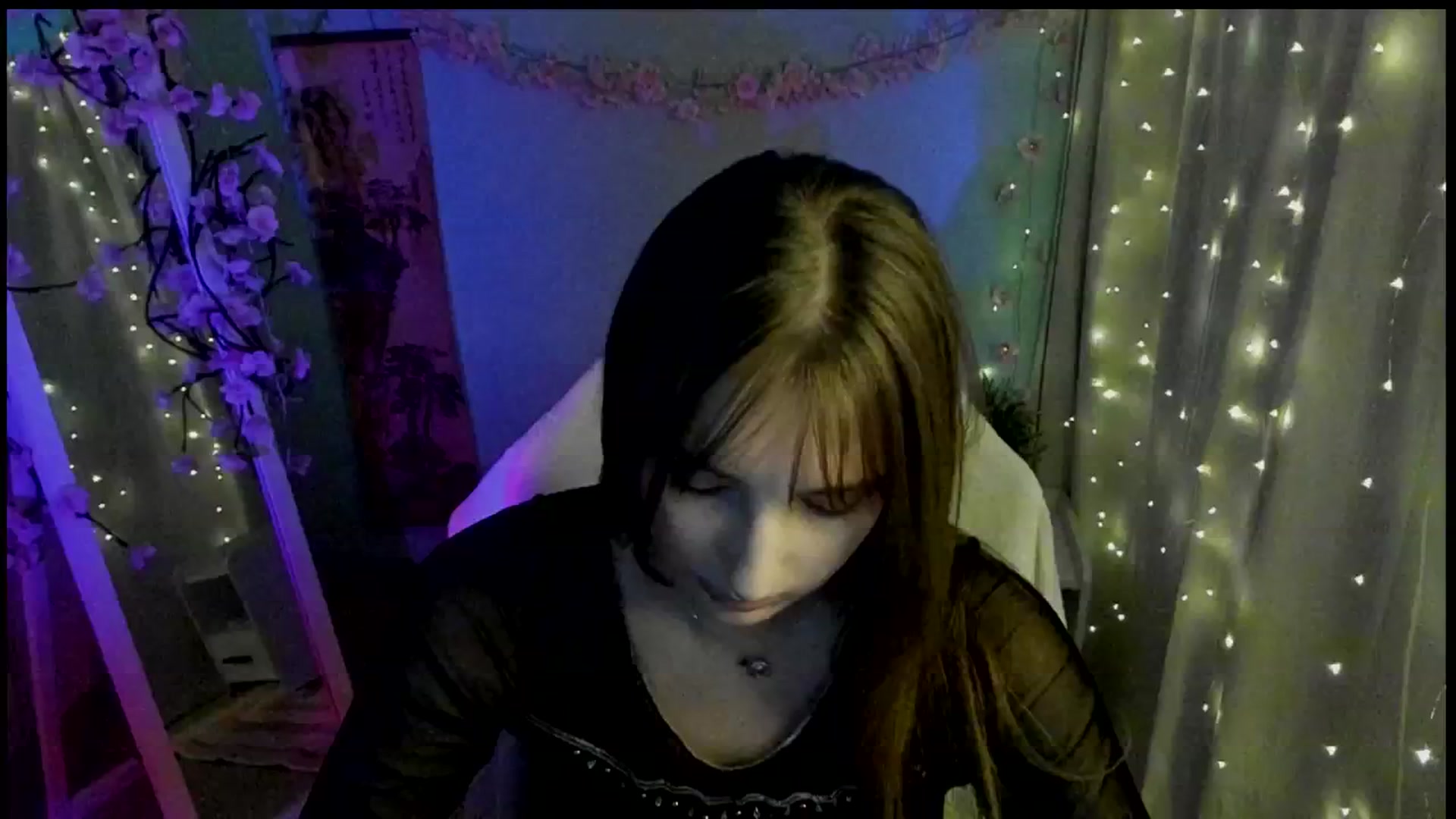Gallery image thumbnail from Lisa_Star_'s myfreecams stream on, 03/09/2026, 17:10 image 5 of 20
