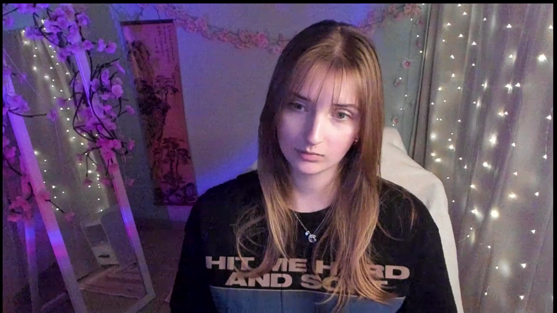 Gallery image thumbnail from Lisa_Star_'s myfreecams stream on, 03/10/2026, 14:30 image 19 of 20