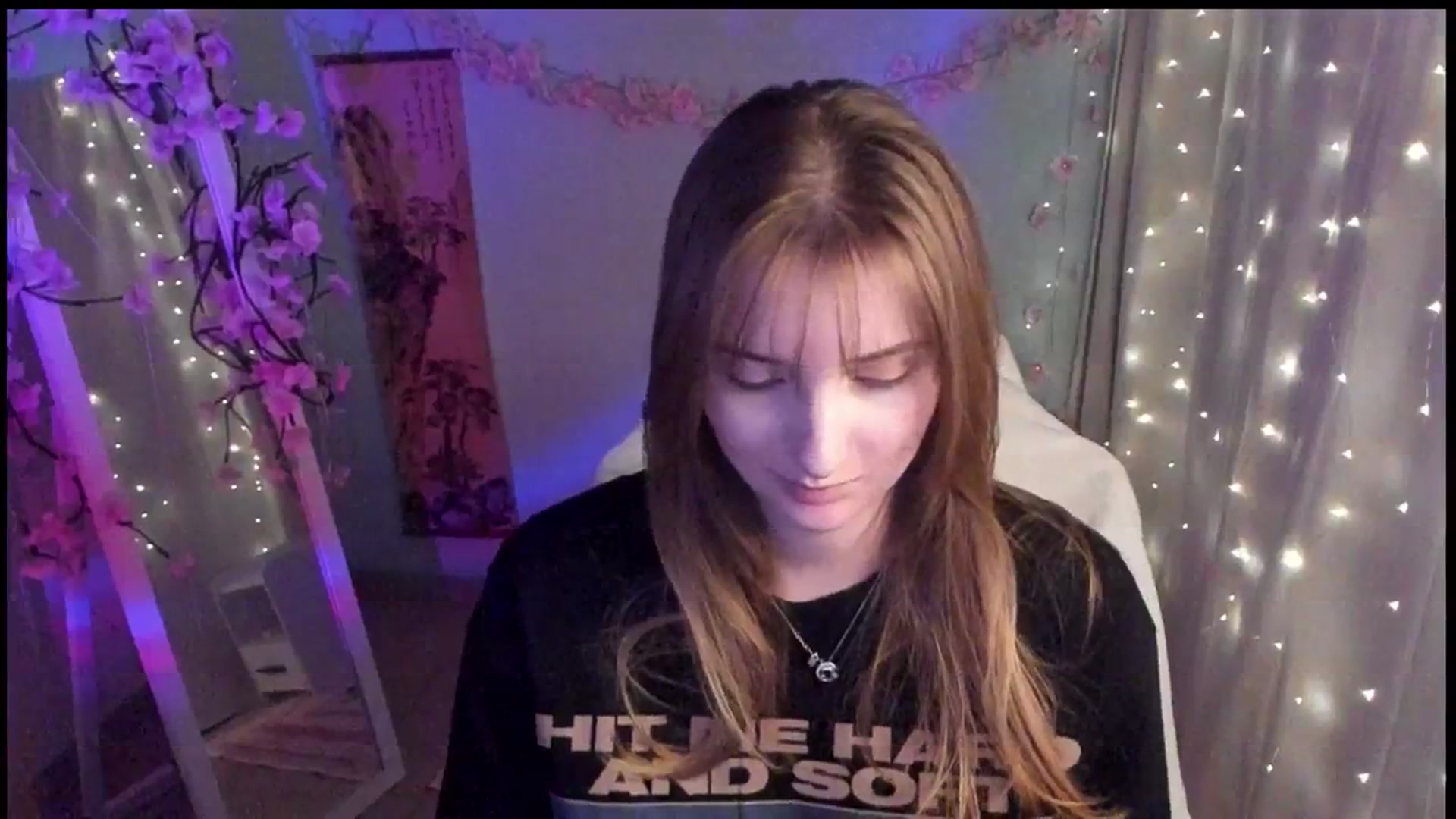 Gallery image thumbnail from Lisa_Star_'s myfreecams stream on, 03/10/2026, 14:30 image 18 of 20