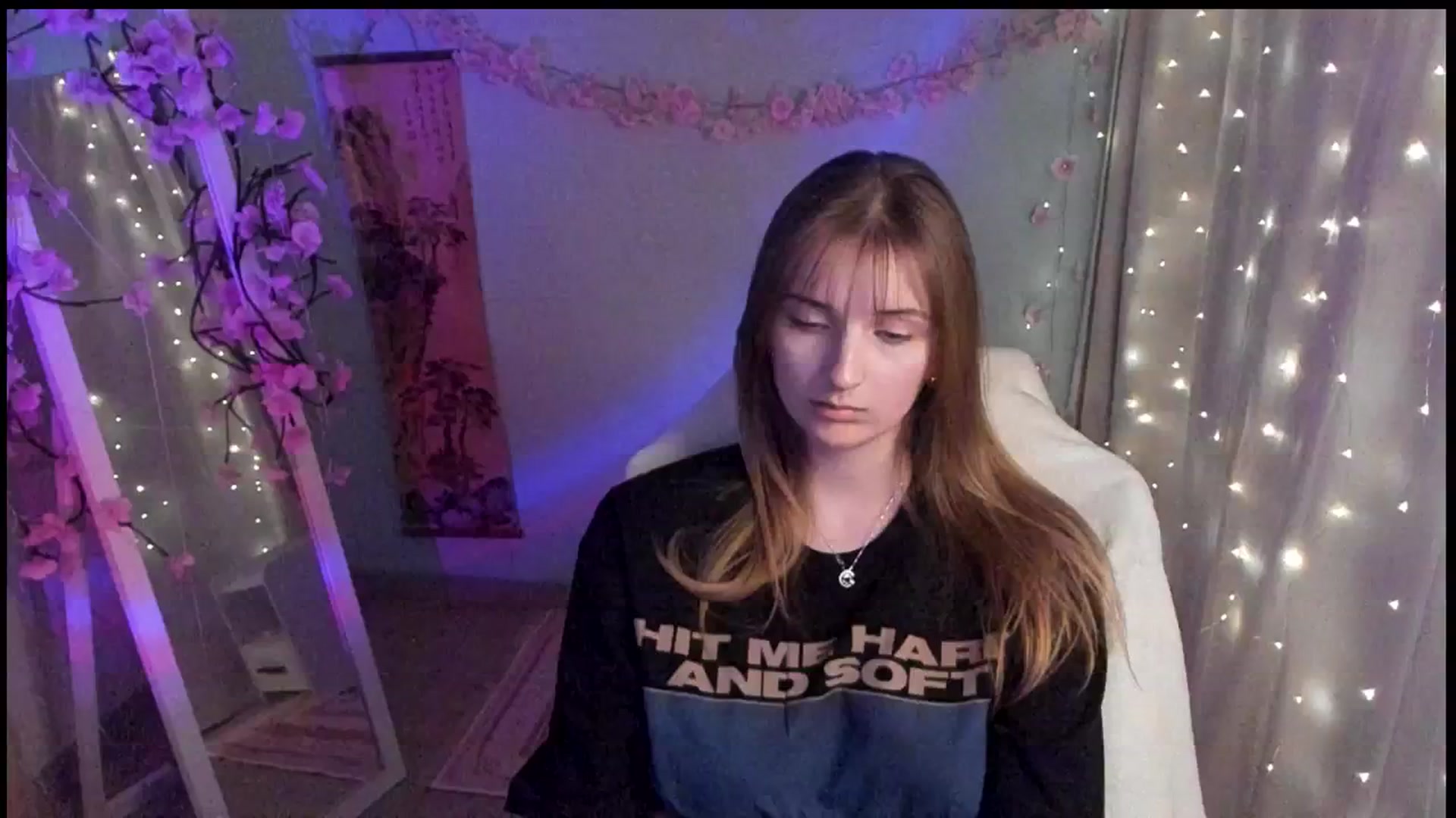 Gallery image thumbnail from Lisa_Star_'s myfreecams stream on, 03/10/2026, 14:30 image 10 of 20