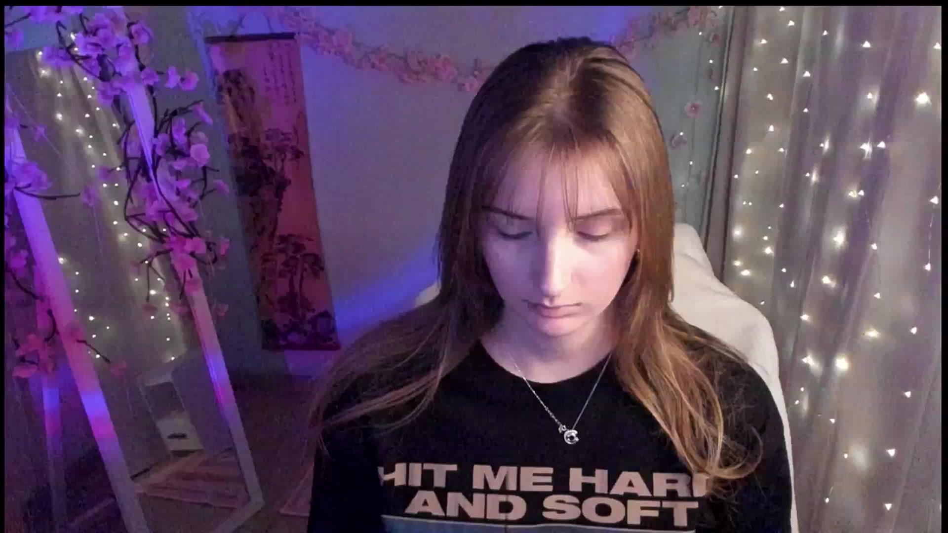Gallery image thumbnail from Lisa_Star_'s myfreecams stream on, 03/10/2026, 14:30 image 4 of 20