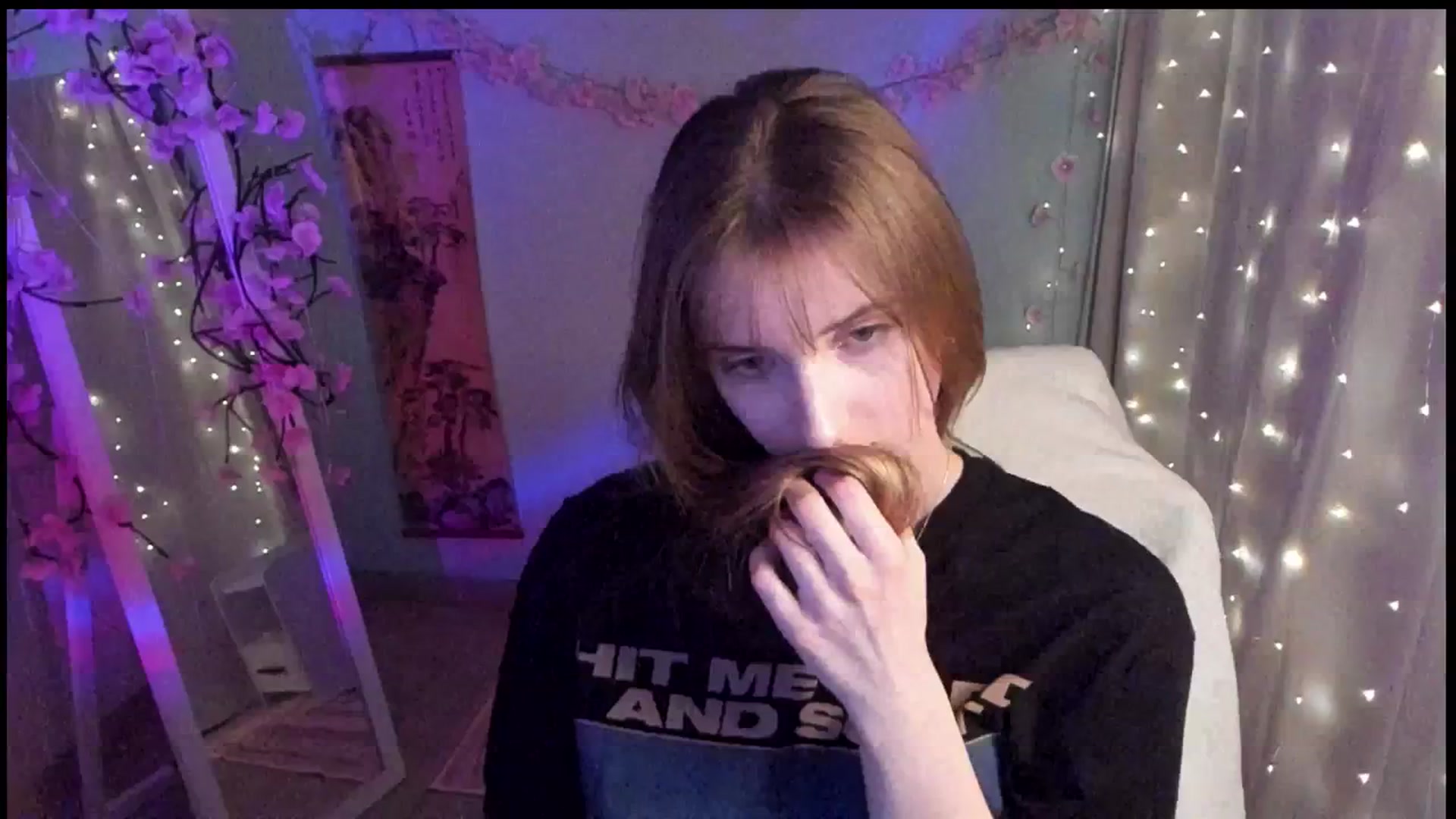 Gallery image thumbnail from Lisa_Star_'s myfreecams stream on, 03/10/2026, 14:30 image 5 of 20