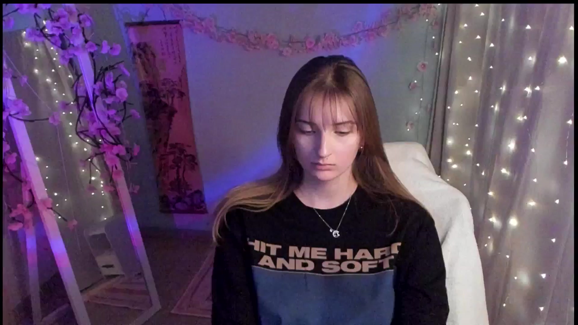 Gallery image thumbnail from Lisa_Star_'s myfreecams stream on, 03/10/2026, 14:30 image 3 of 20