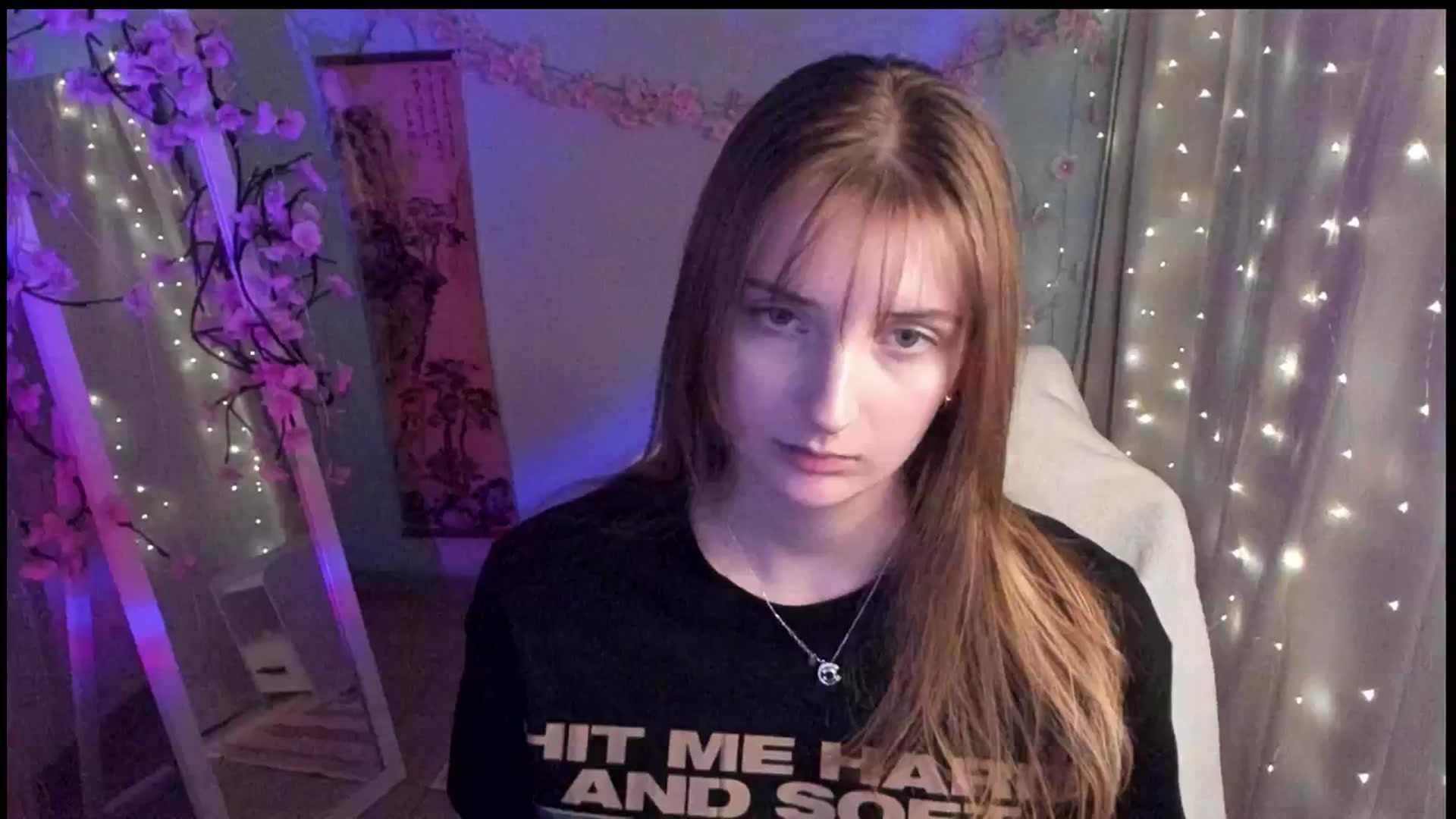 Gallery image thumbnail from Lisa_Star_'s myfreecams stream on, 03/10/2026, 14:30 image 1 of 20