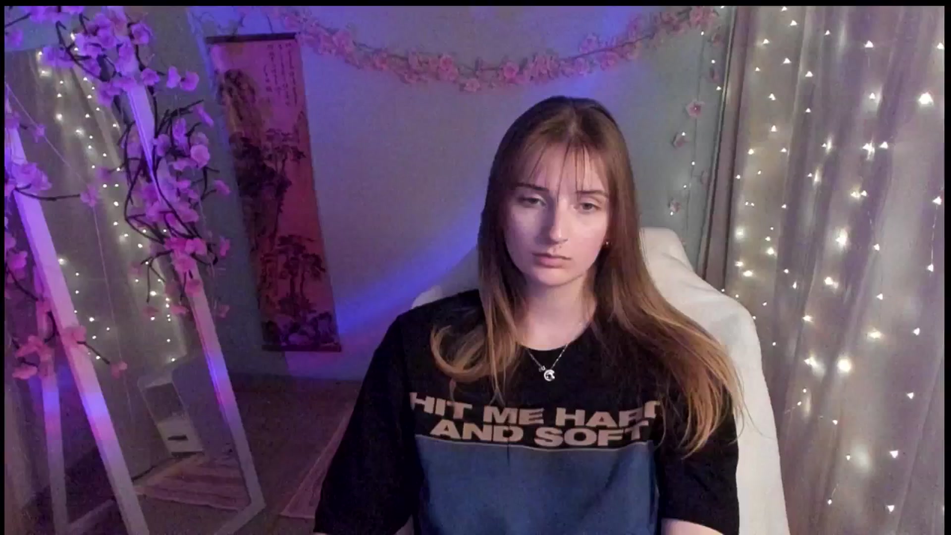 Gallery image thumbnail from Lisa_Star_'s myfreecams stream on, 03/10/2026, 14:30 image 9 of 20