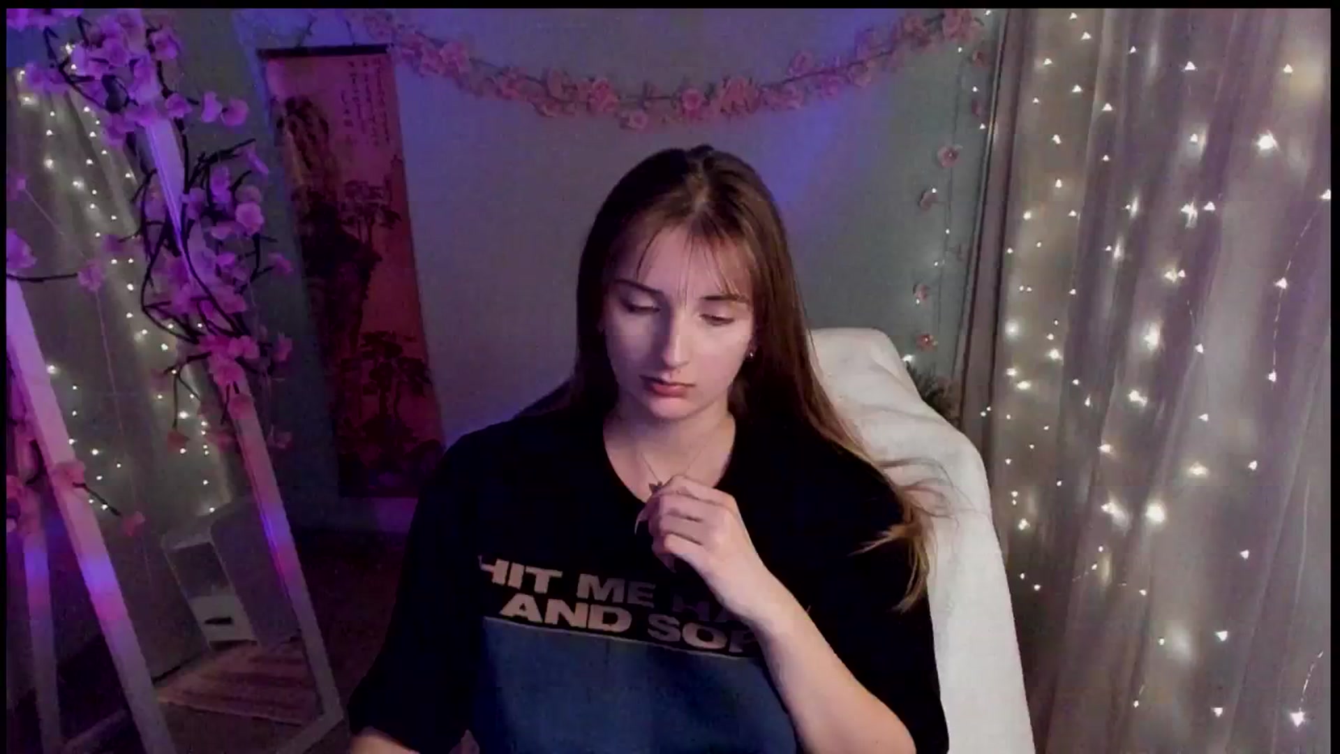 Gallery image thumbnail from Lisa_Star_'s myfreecams stream on, 03/10/2026, 17:00 image 9 of 20