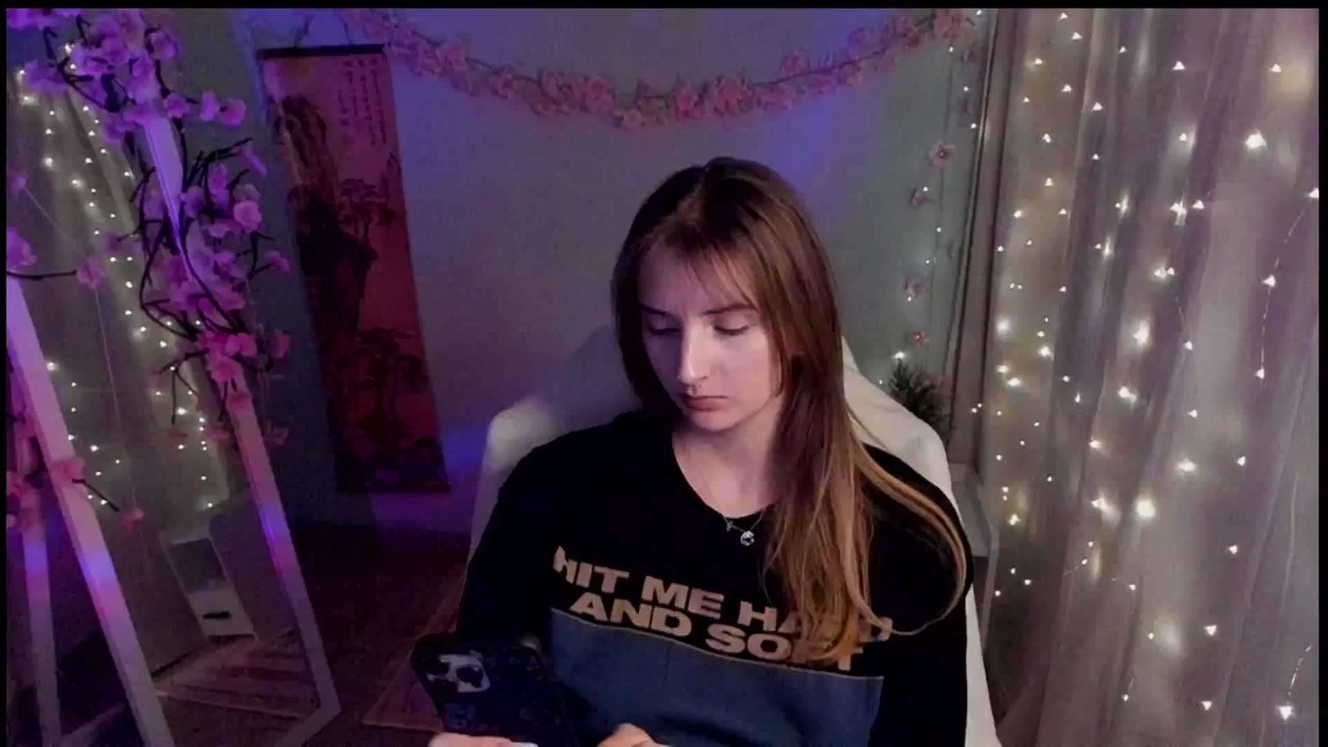 Gallery image thumbnail from Lisa_Star_'s myfreecams stream on, 03/10/2026, 17:00 image 18 of 20