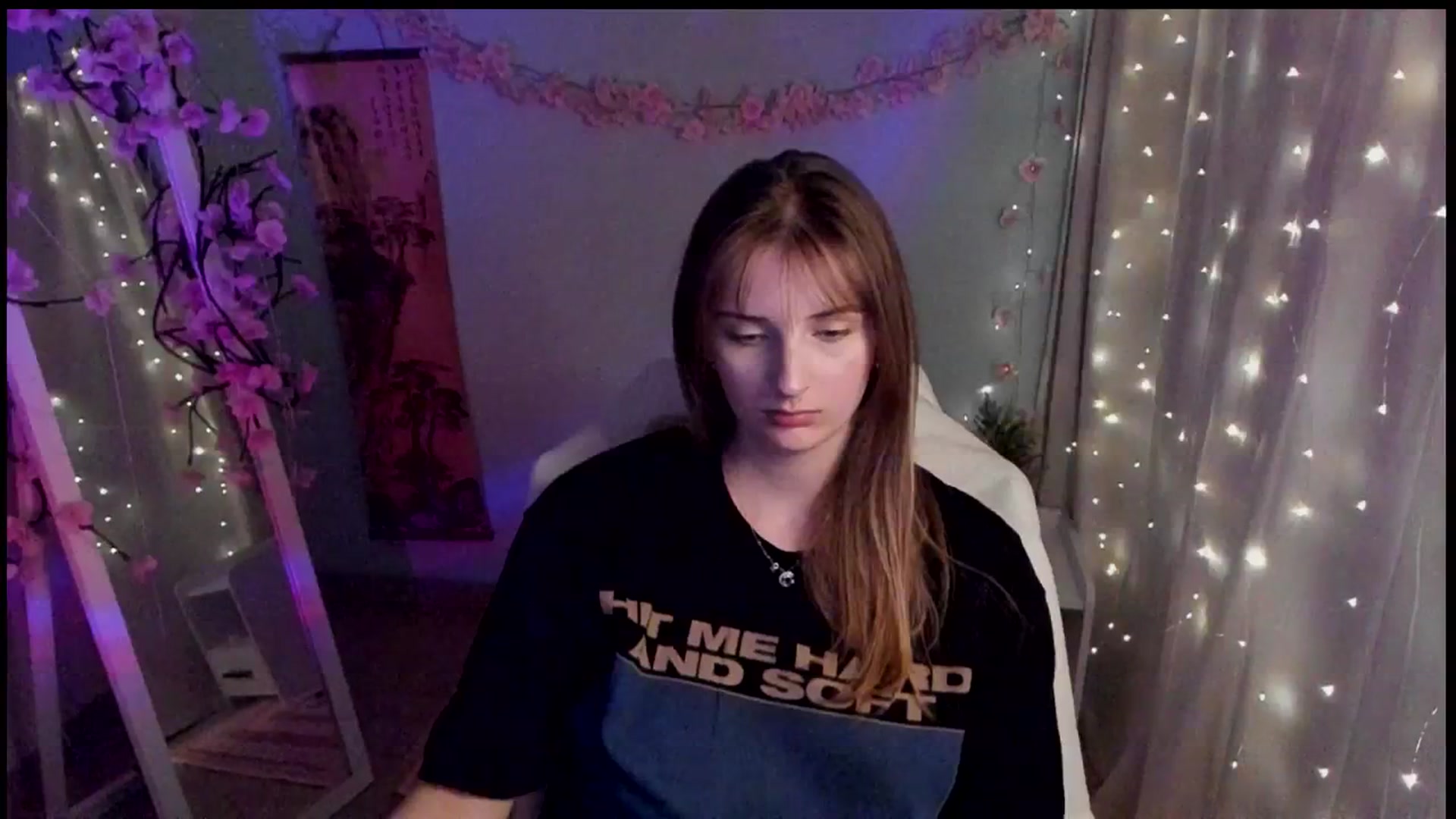 Gallery image thumbnail from Lisa_Star_'s myfreecams stream on, 03/10/2026, 17:00 image 13 of 20
