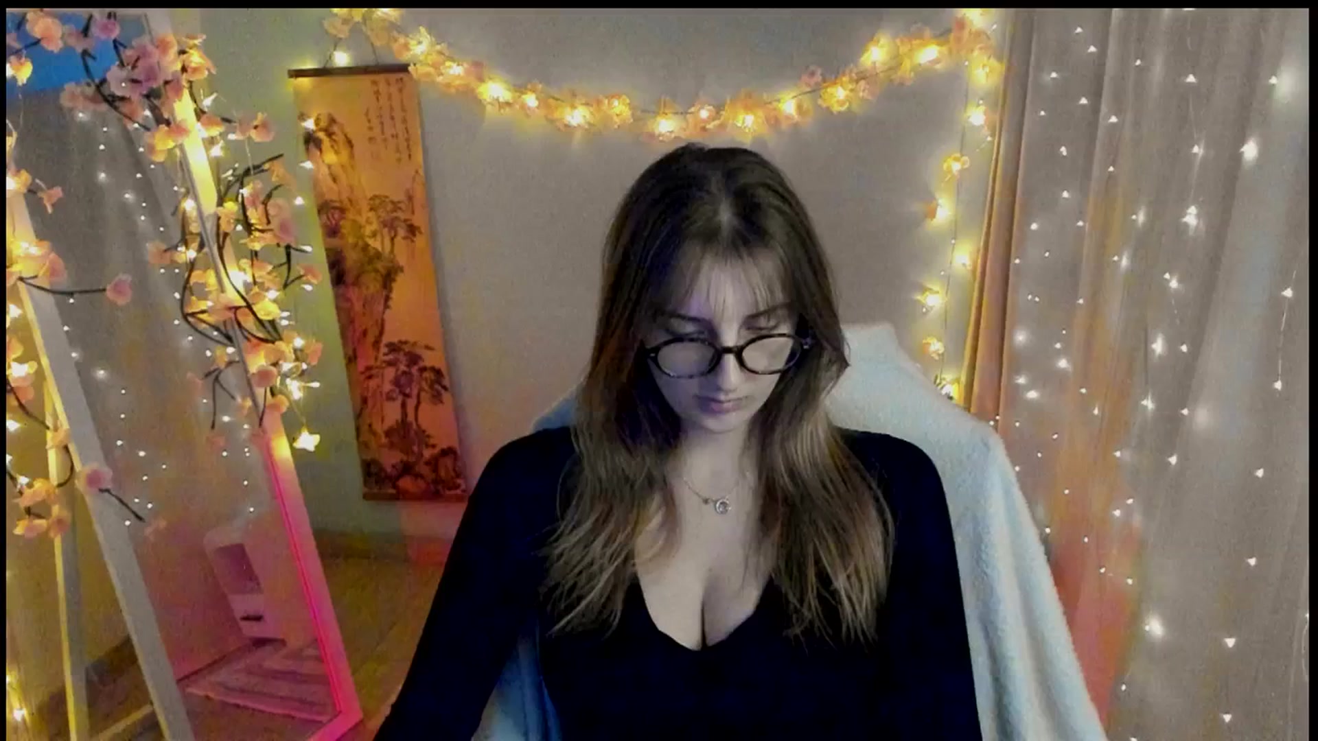 Gallery image thumbnail from Lisa_Star_'s myfreecams stream on, 03/12/2026, 13:51 image 7 of 20