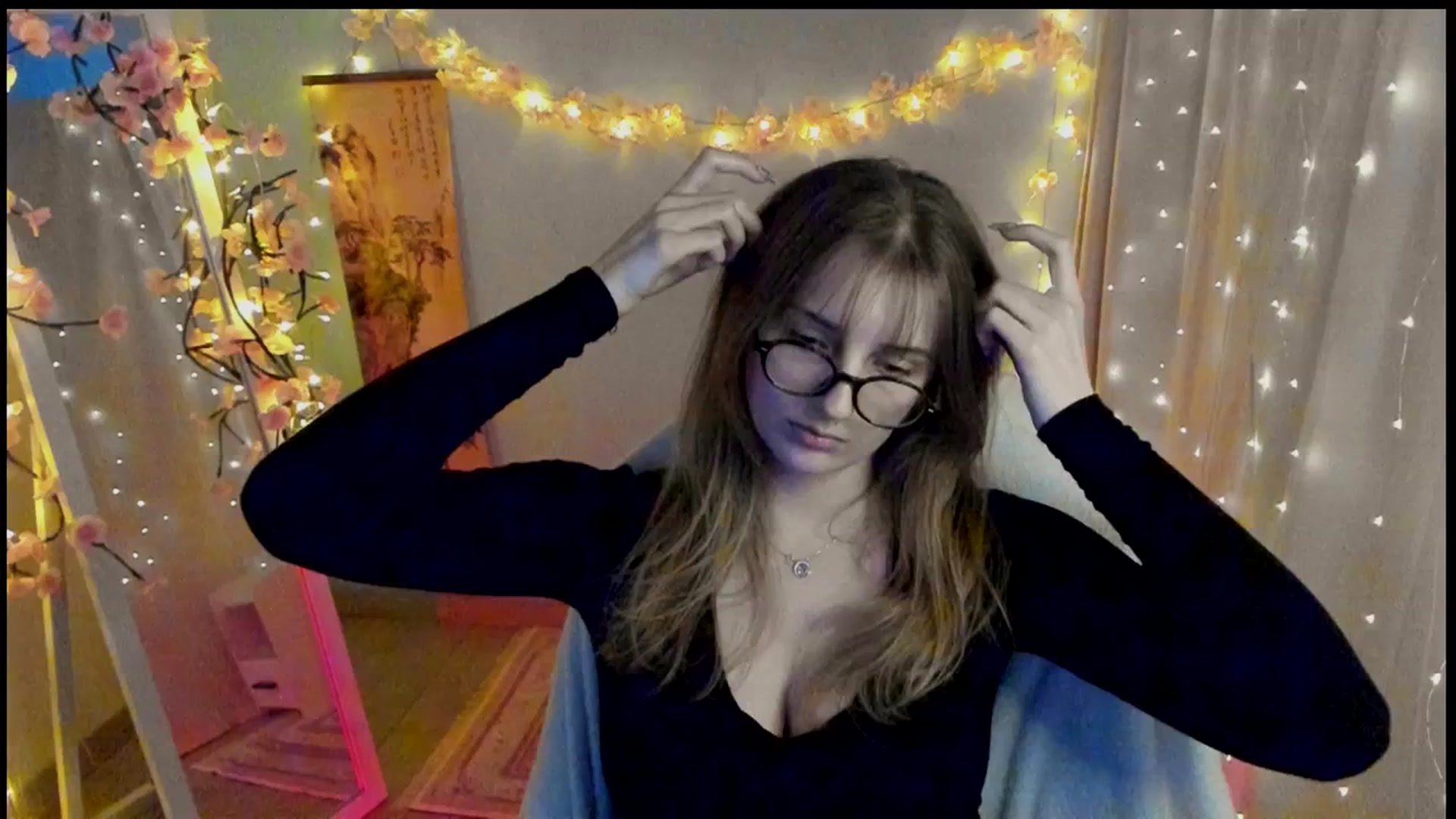 Gallery image thumbnail from Lisa_Star_'s myfreecams stream on, 03/12/2026, 13:51 image 5 of 20