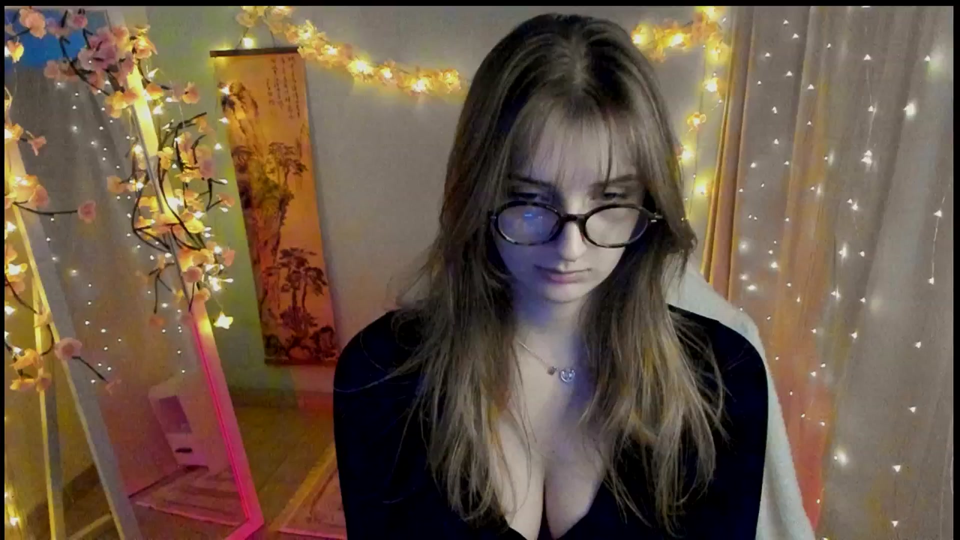 Gallery image thumbnail from Lisa_Star_'s myfreecams stream on, 03/12/2026, 13:51 image 18 of 20