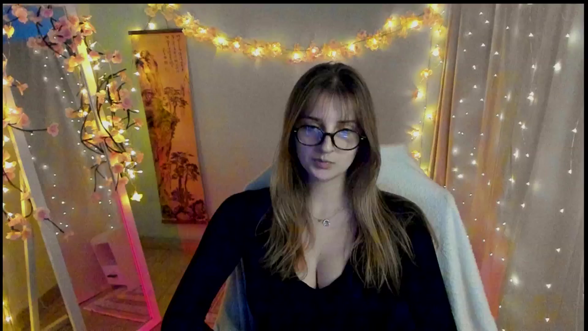 Gallery image thumbnail from Lisa_Star_'s myfreecams stream on, 03/12/2026, 13:51 image 12 of 20